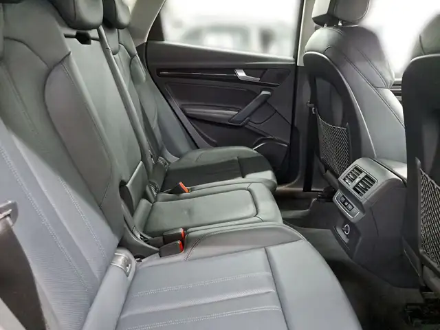 Audi Q5 view 26