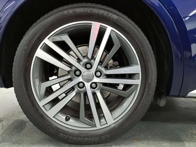 Audi Q5 view 28