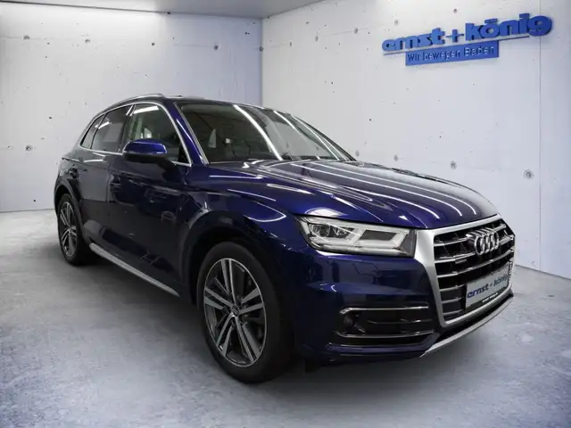 Audi Q5 view 2