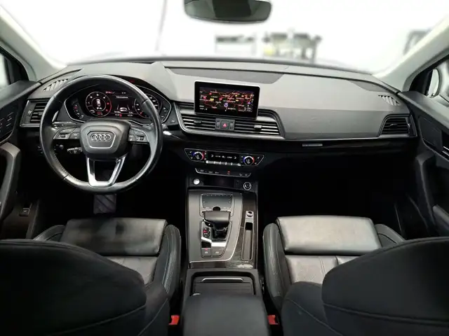 Audi Q5 view 15