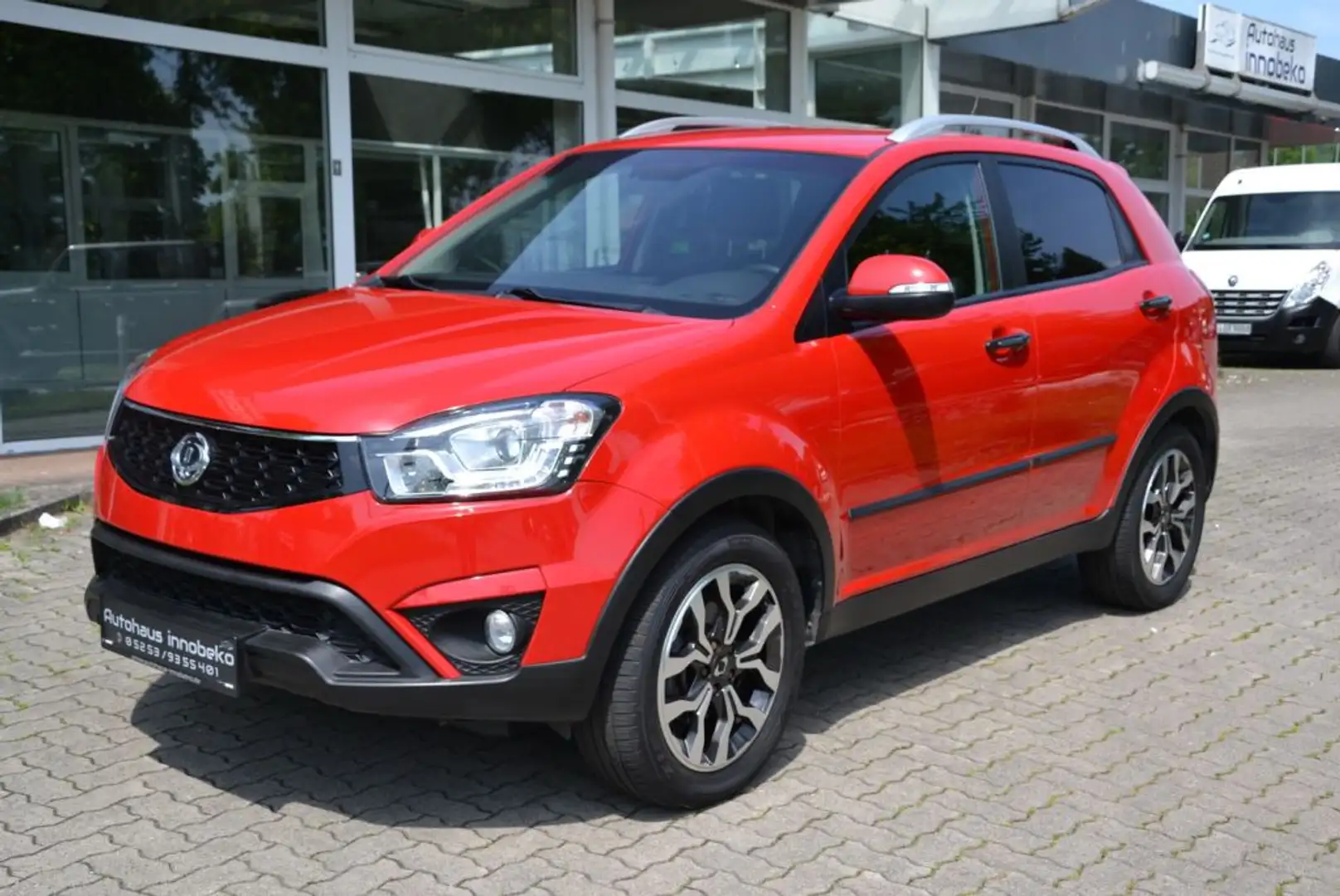 SsangYong Korando 2.2 e-XDi 220 4WD Automatik Sapphire*AHK Rouge - 1