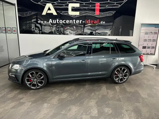 Skoda Octavia view 3