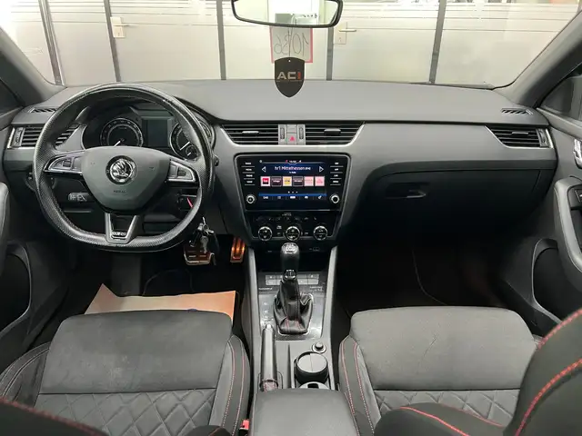 Skoda Octavia view 14