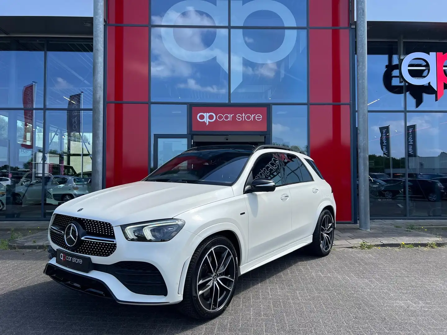 Mercedes-Benz GLE 350 e 4MATIC Premium Wit - 1