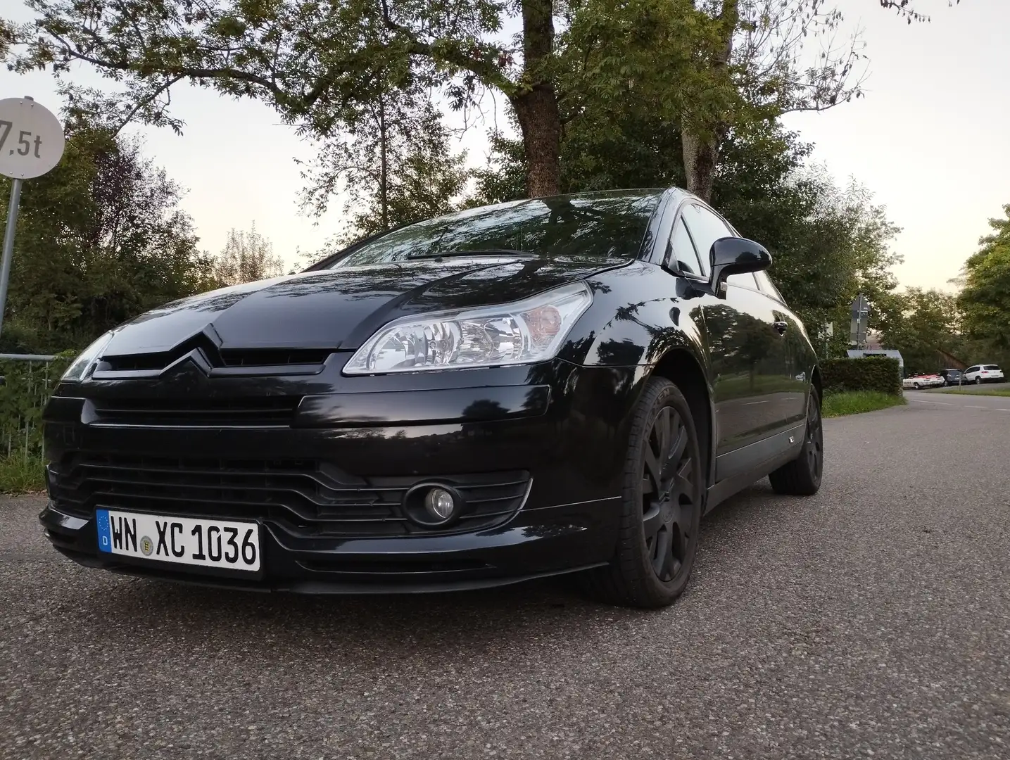 Citroen C4 Coupe 1.6 16V VTR Plus. TÜV bis 09/27 Top Zustand - 1