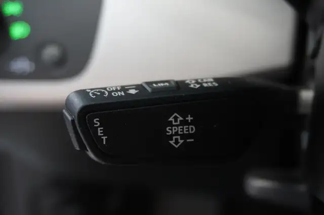 Audi A4 view 15