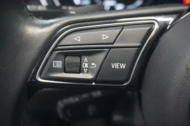 Audi A4 view 12