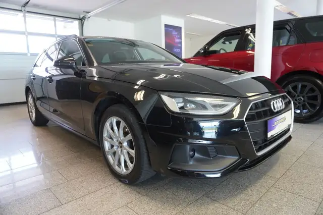 Audi A4 view 3