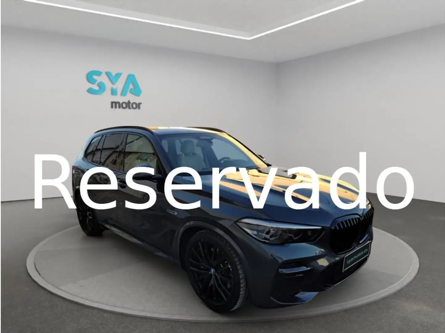 BMW X5 xDrive45e Albastru - 1