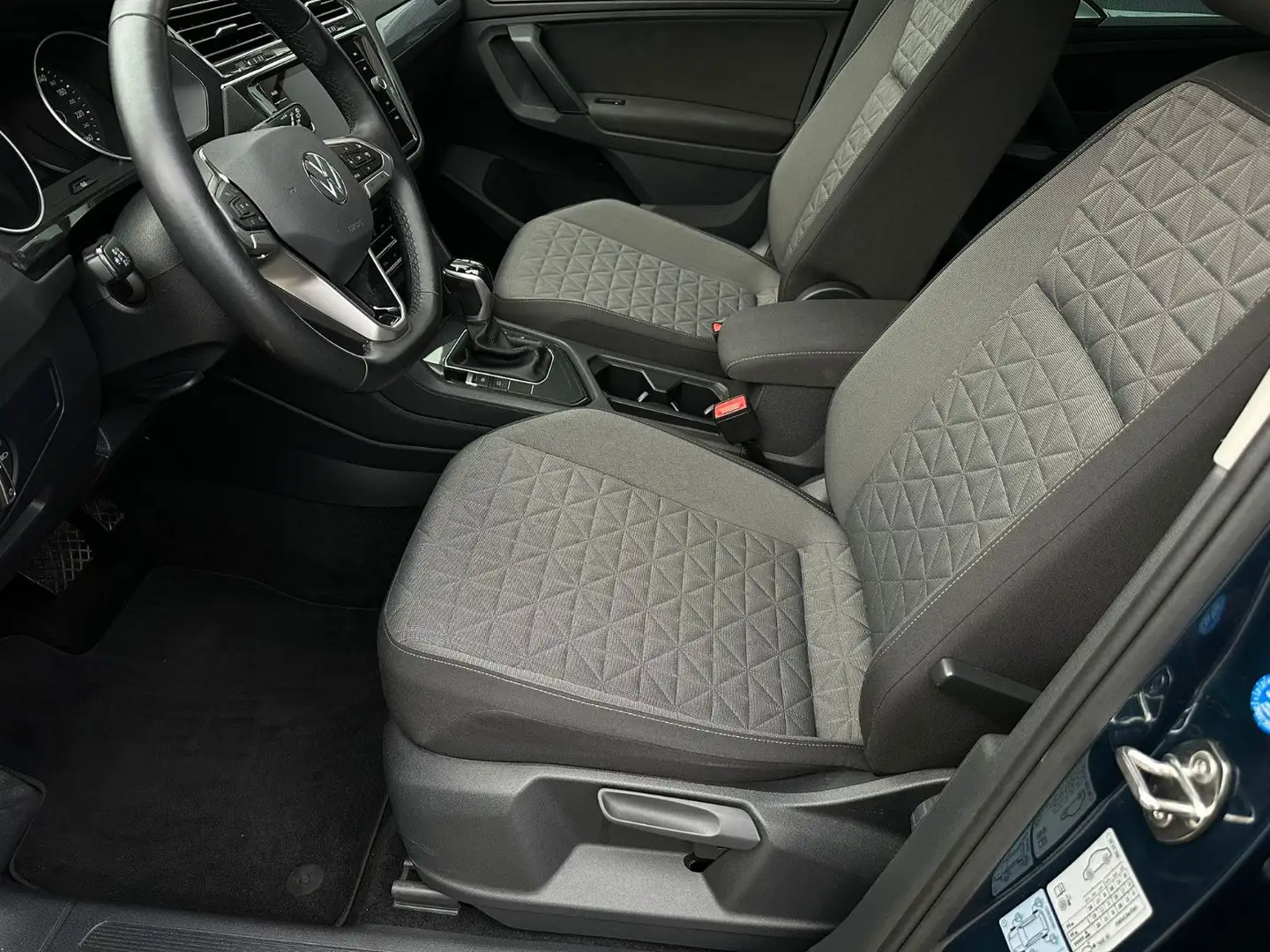 Volkswagen Tiguan Life LED Car Play ACC Lane Kamera Blau - 2