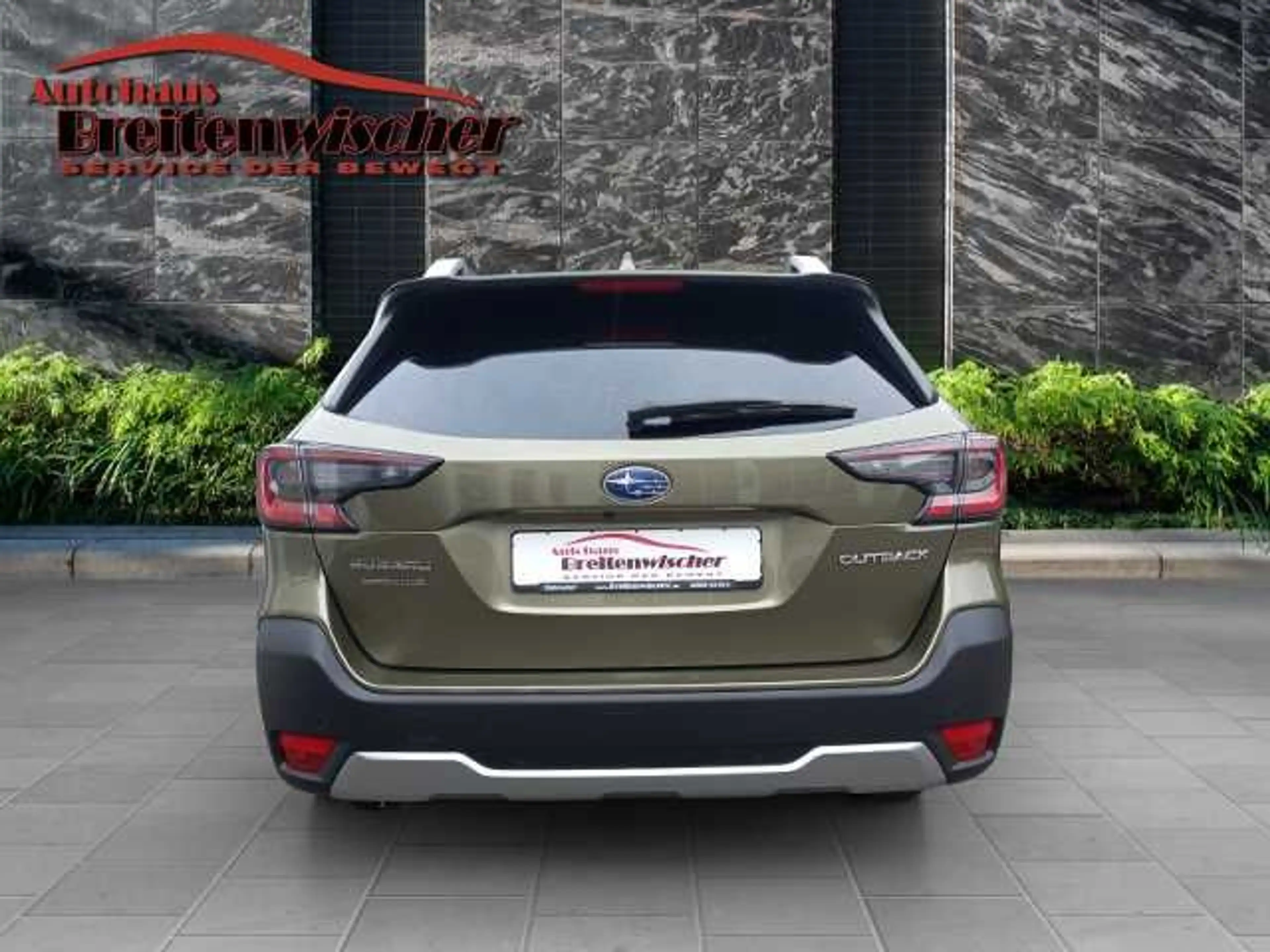 Subaru OUTBACK 2.5i Platinum Vorführwagen — photo 8