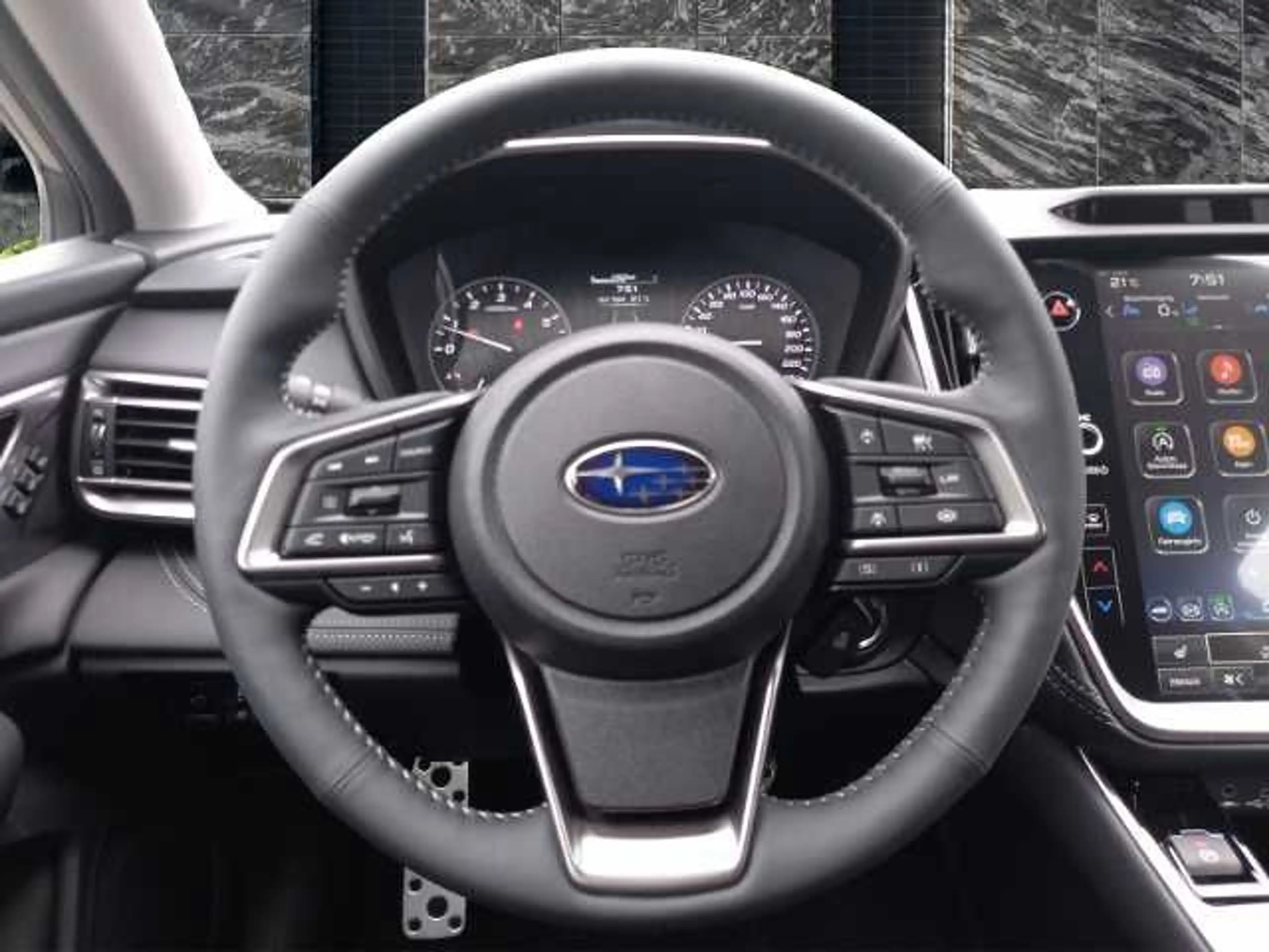 Subaru OUTBACK 2.5i Platinum Vorführwagen — photo 11