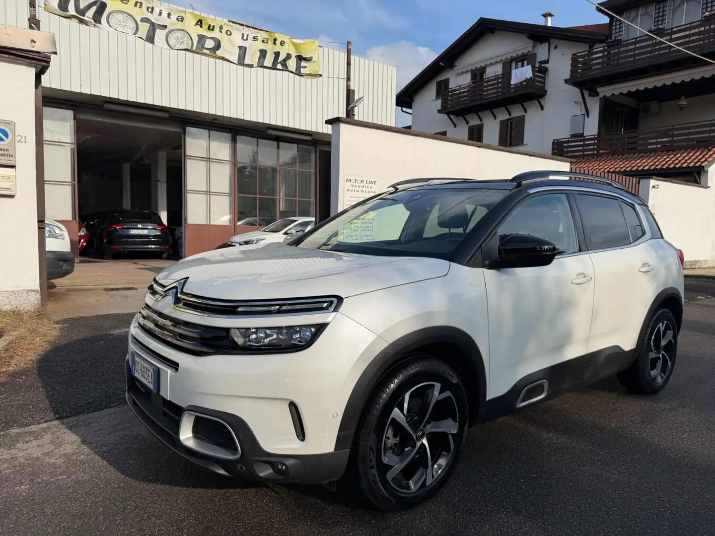 Citroen C5 Aircross PureTech 130 S&S Feel Pack Blanc - 1