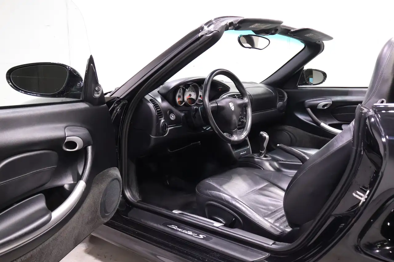 Porsche Boxster снимка Porsche Boxster