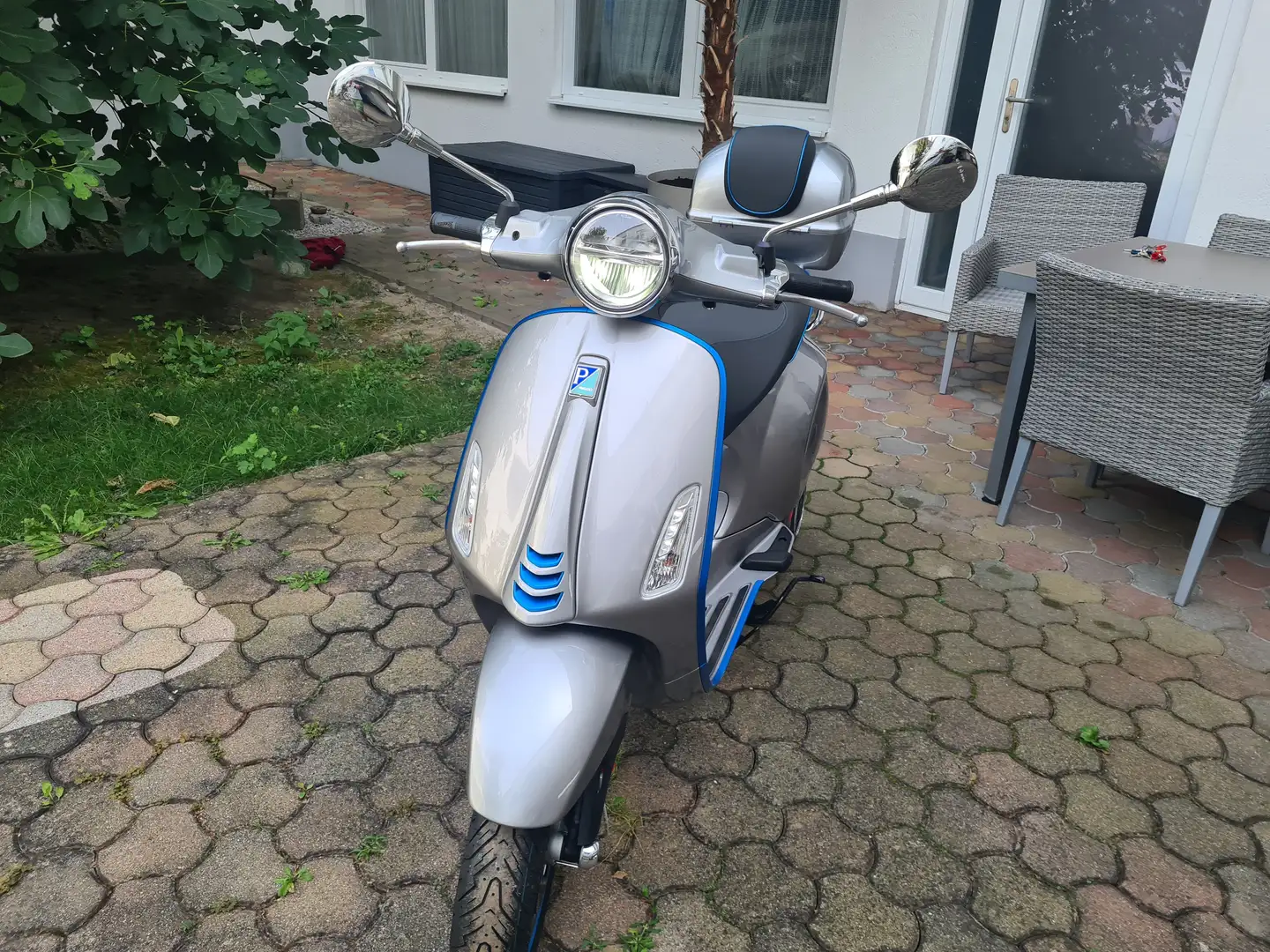 Vespa Elettrica 70 km/h L3 Silver - 2