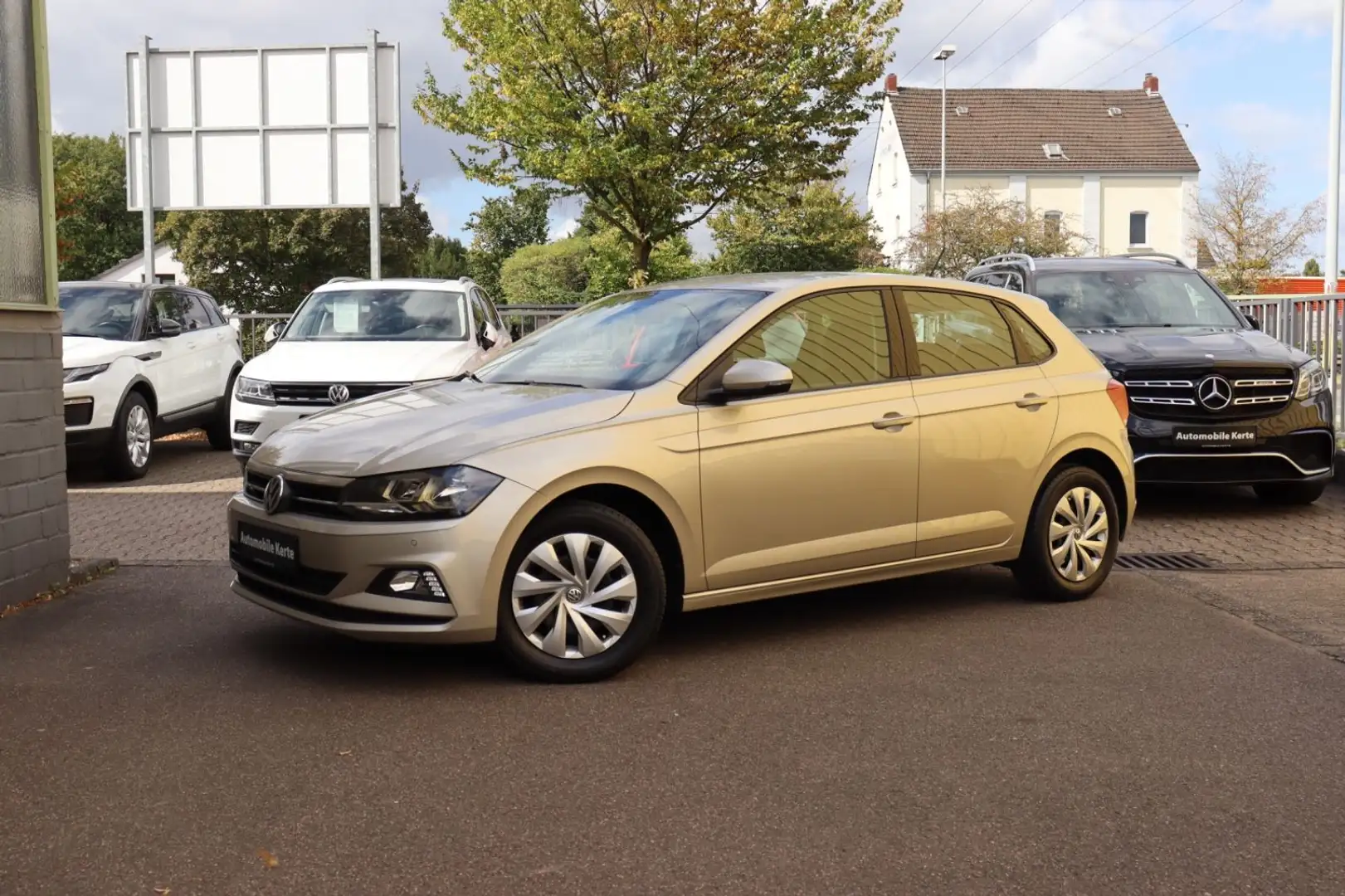 Volkswagen Polo VI Comfortline LED MEDIA SHZ Assist Apple Silber - 1