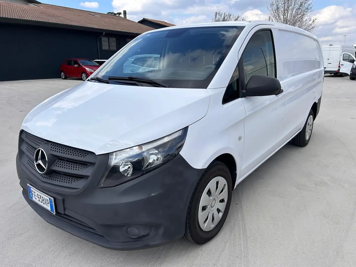 Mercedes-Benz Vito Vito 2.2 114 CDI Furgone Long Bianco - 1