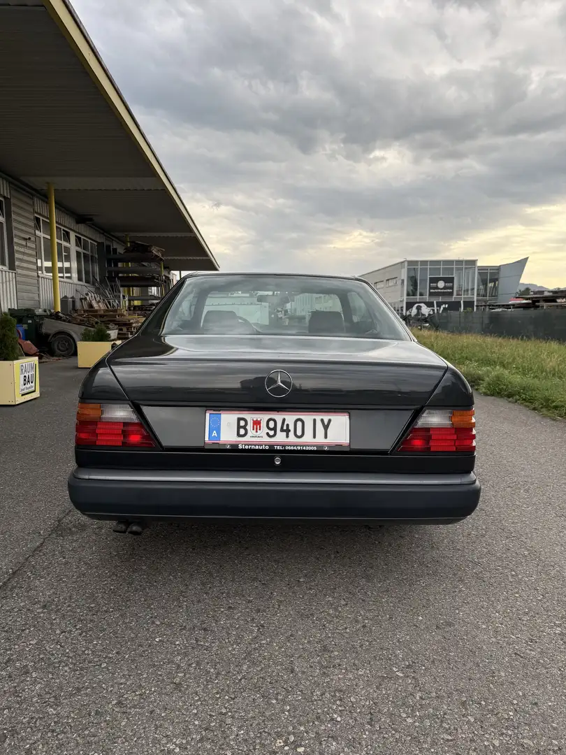 Mercedes-Benz 300 Mercedes Benz 300CE Grau - 2