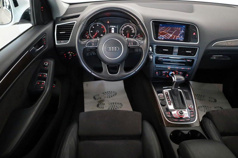 Audi Q5 2.0 TDI quattro T.Leder,Navi,Xenon,Panorama — photo 11