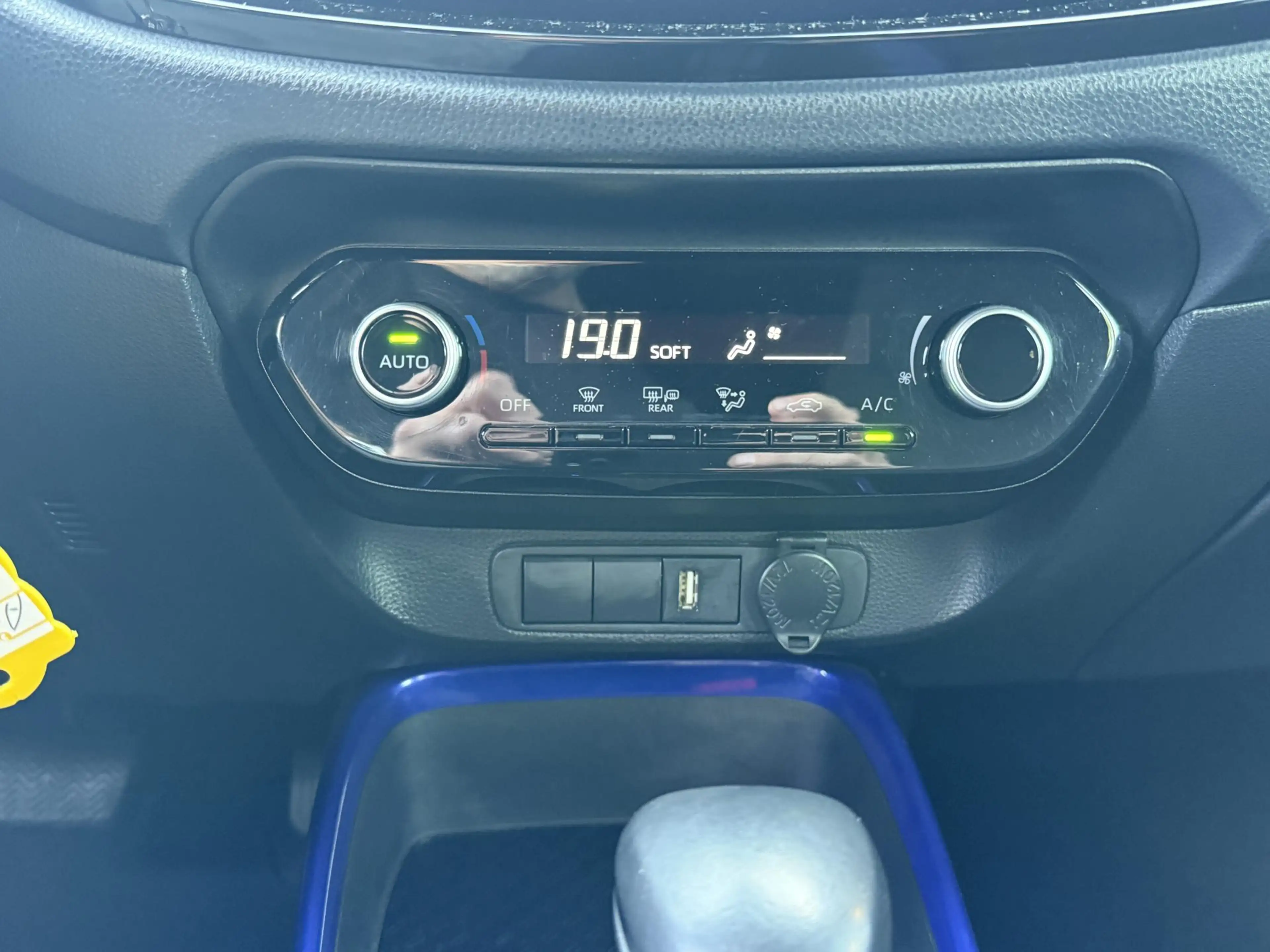 Toyota Aygo X 1.0 VVT-i S-CVT Pulse Apple carplay / Android auto — photo 15