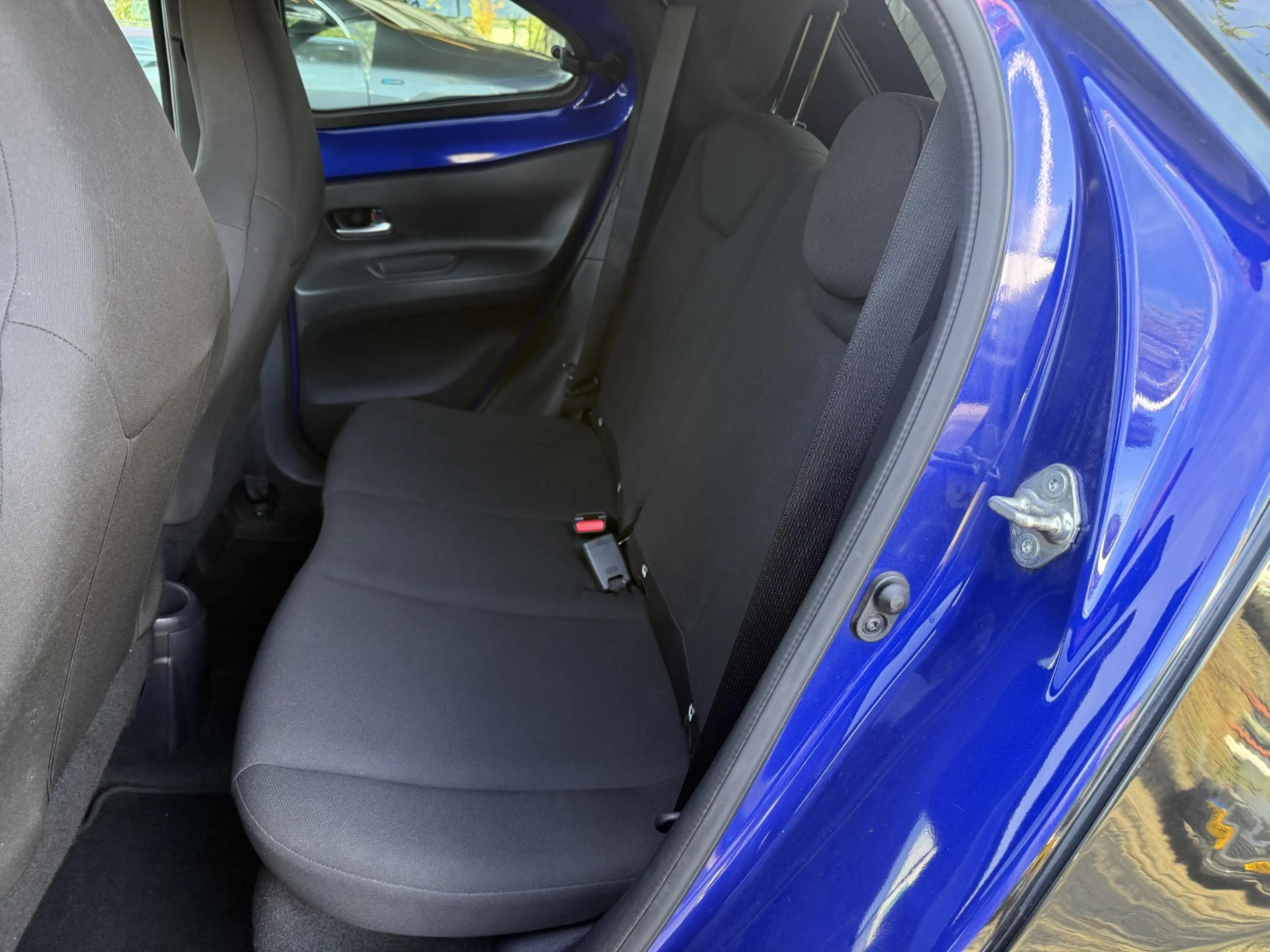 Toyota Aygo X 1.0 VVT-i S-CVT Pulse Apple carplay / Android auto — photo 13