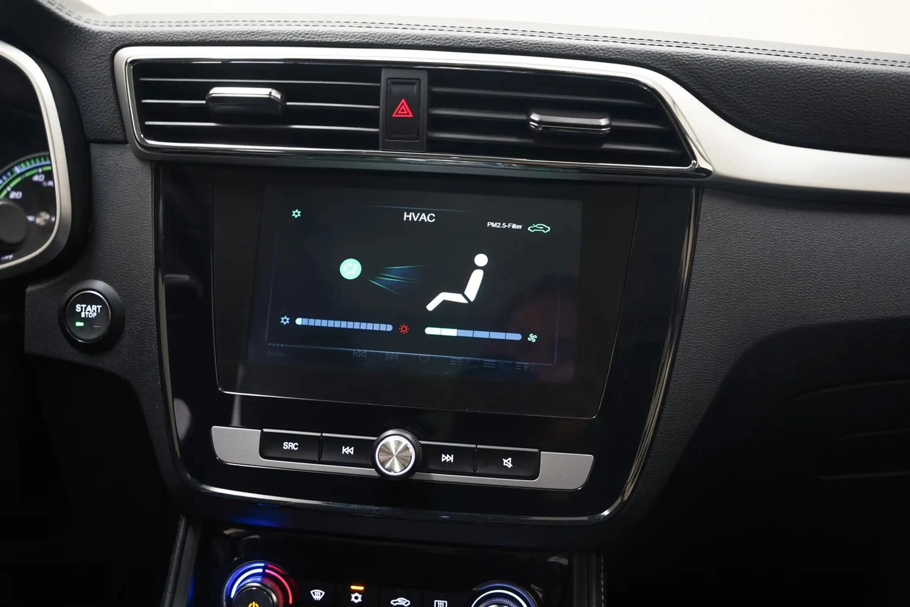 MG ZS EV Luxury 45 kWh [ Panoramadak Adapt. cruise Navi — photo 10