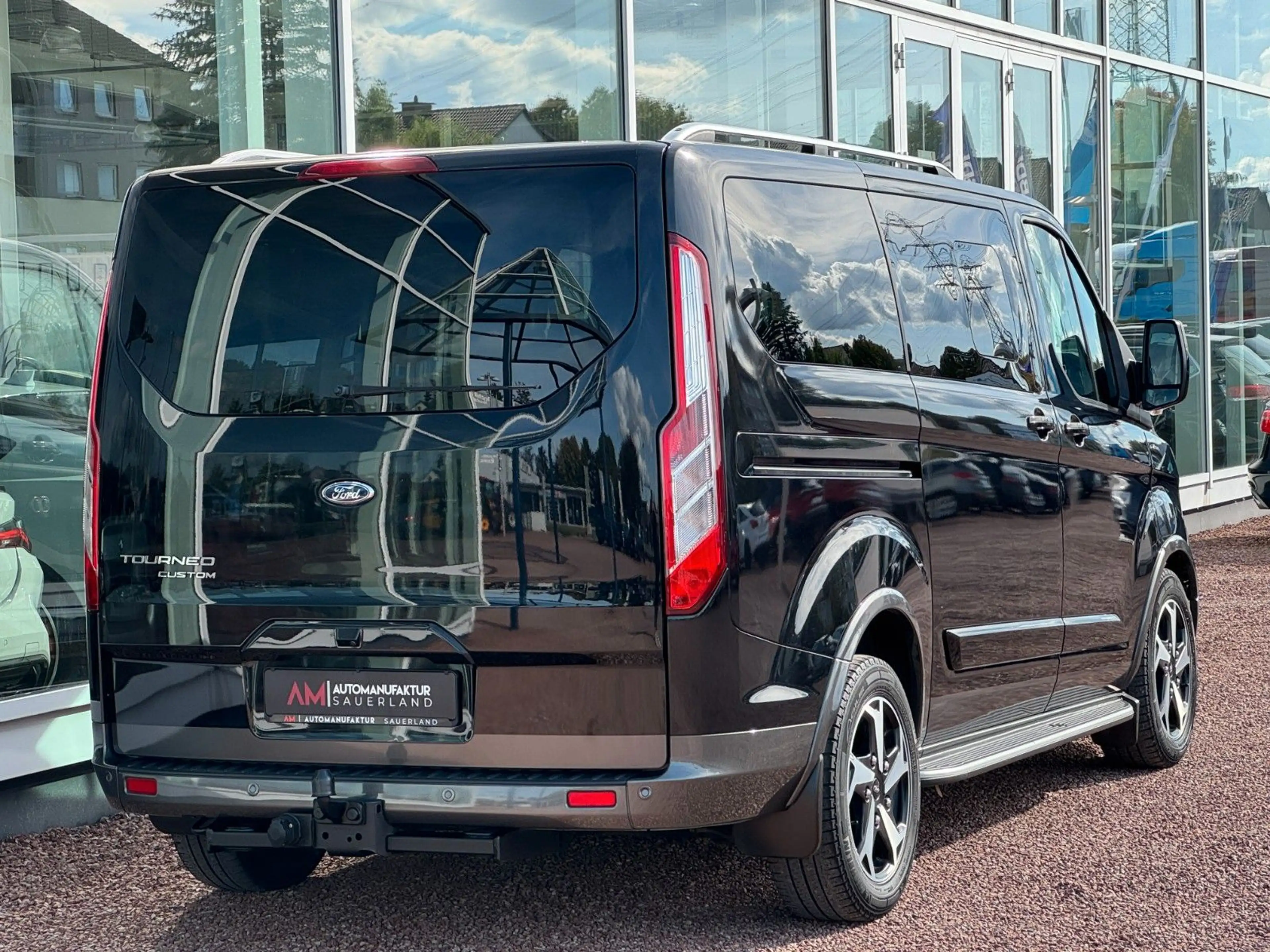 Ford Tourneo Custom 320 L1 Active*Aut.*AHK*ACC* — photo 12