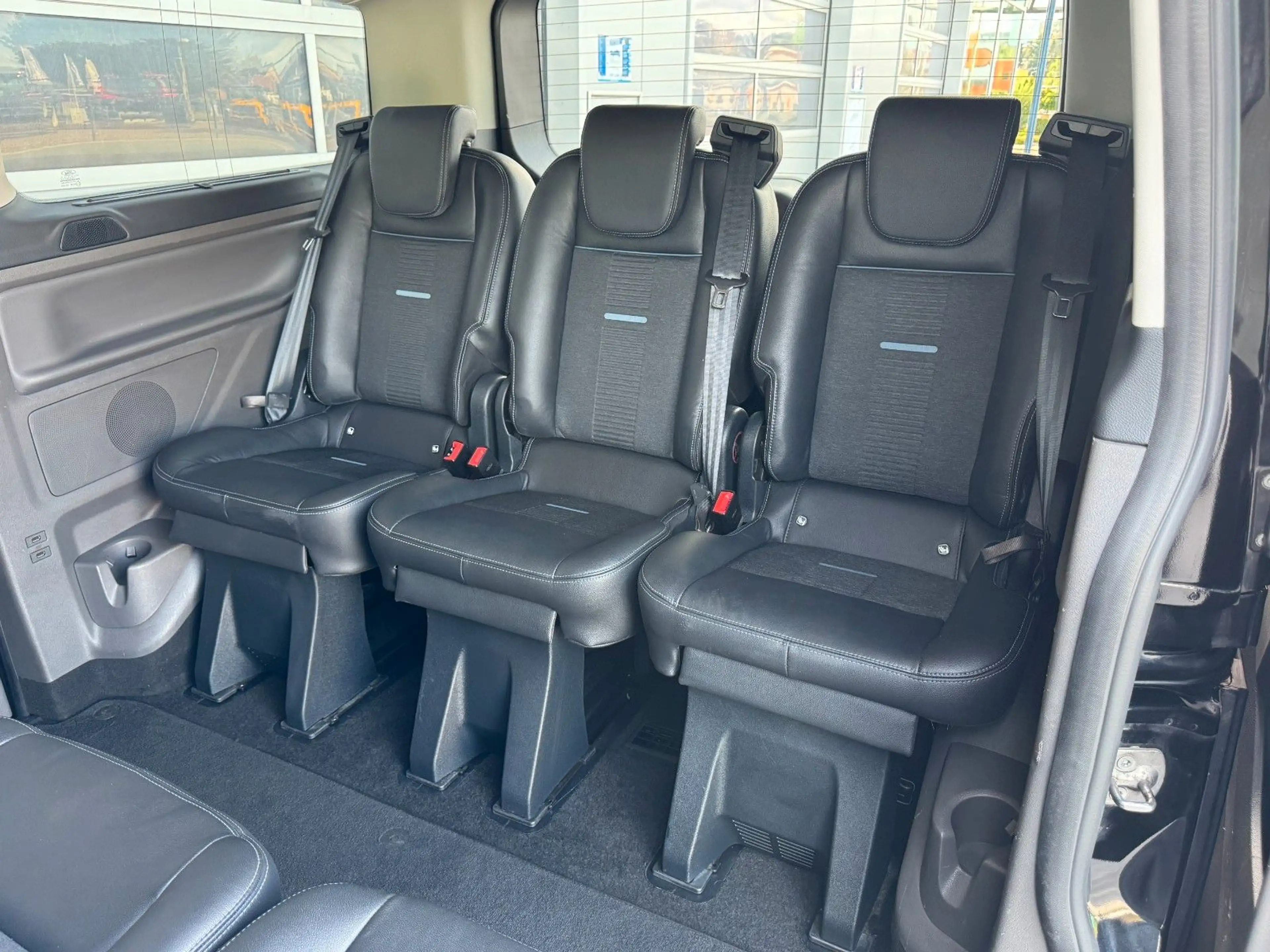 Ford Tourneo Custom 320 L1 Active*Aut.*AHK*ACC* — photo 29