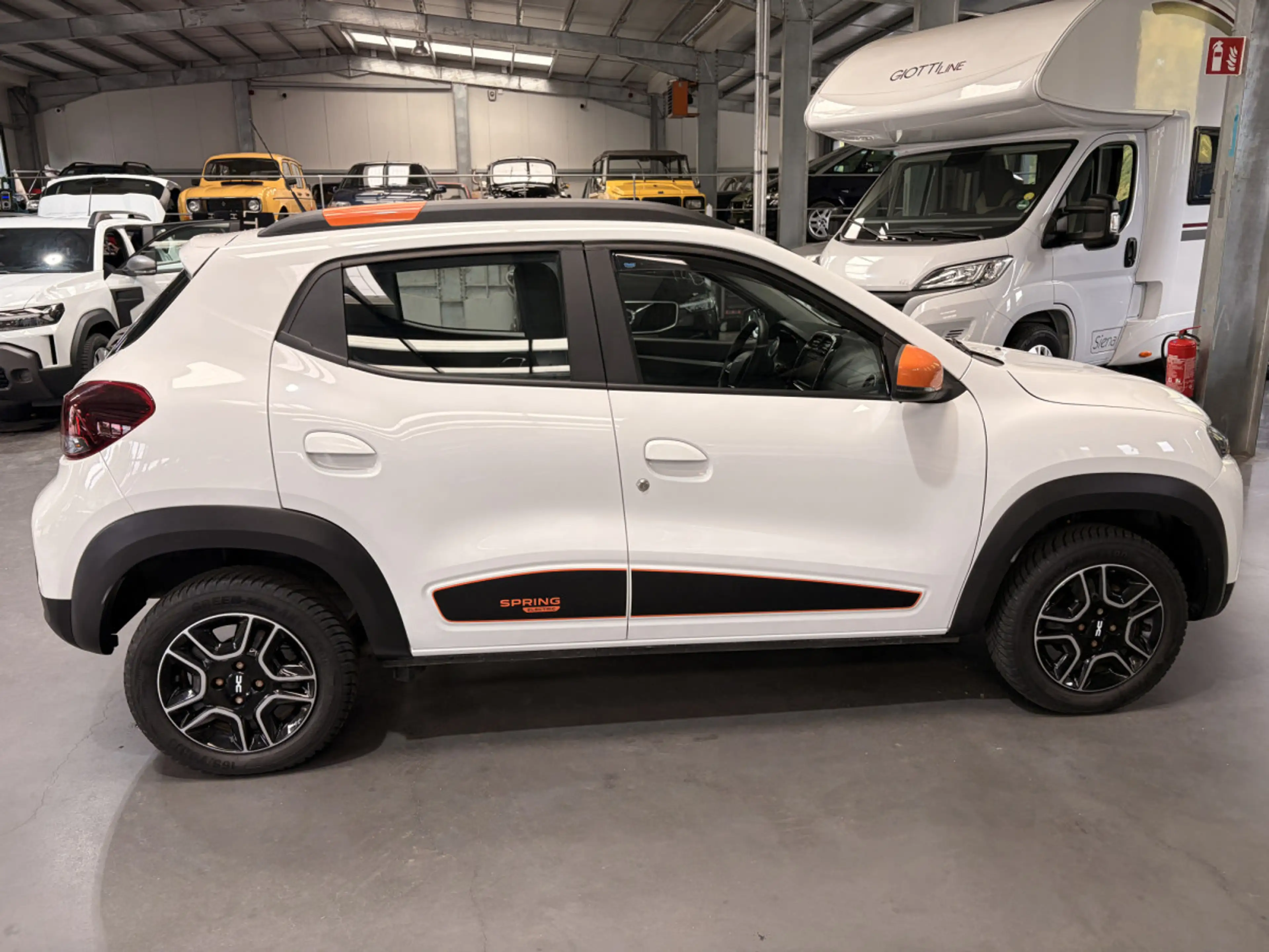 Dacia Spring Confort 27.4KW — photo 2