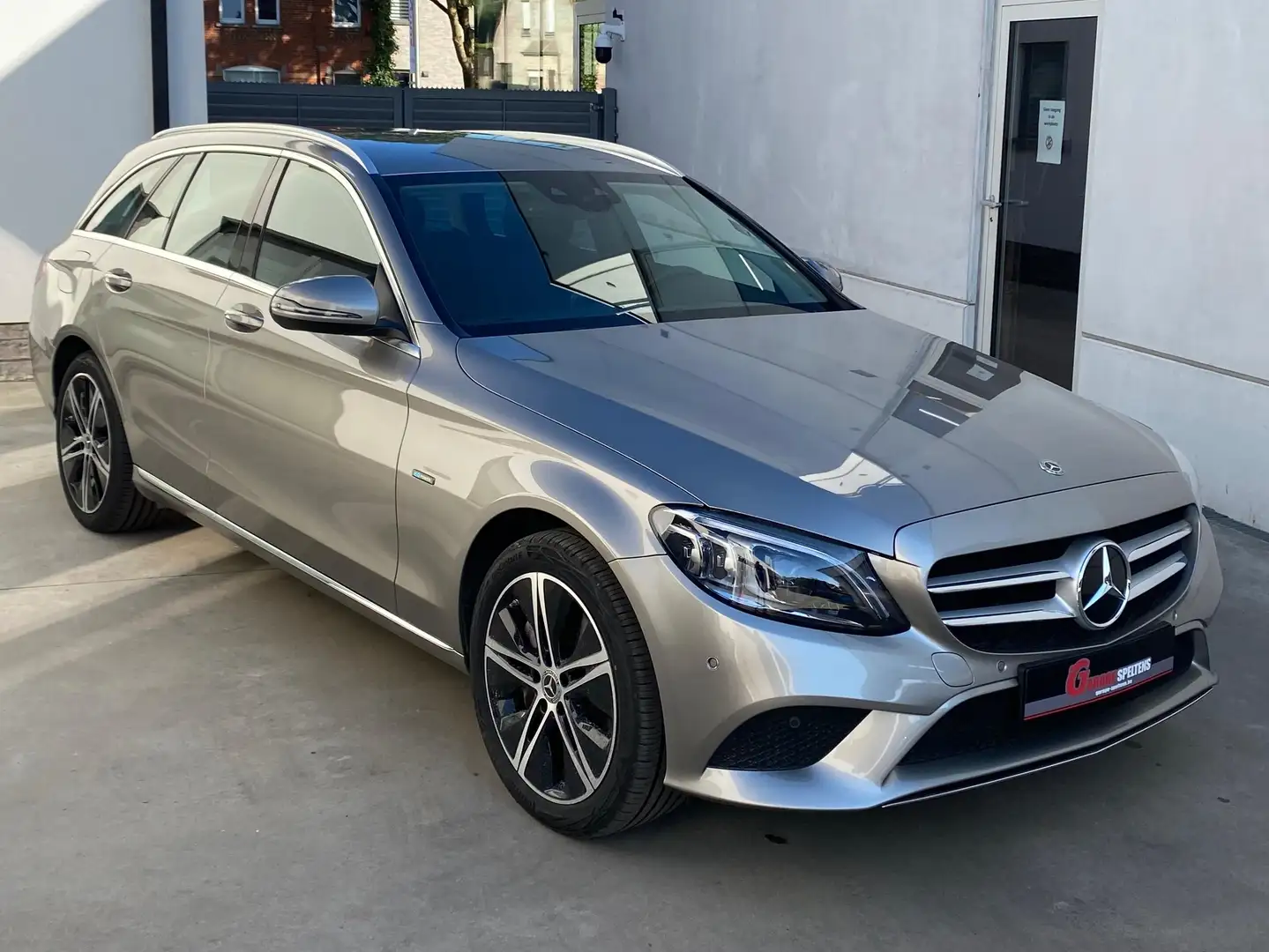 Mercedes-Benz C 300 e PHEV Business Solution Avantgarde Luxury Pakket Beige - 1