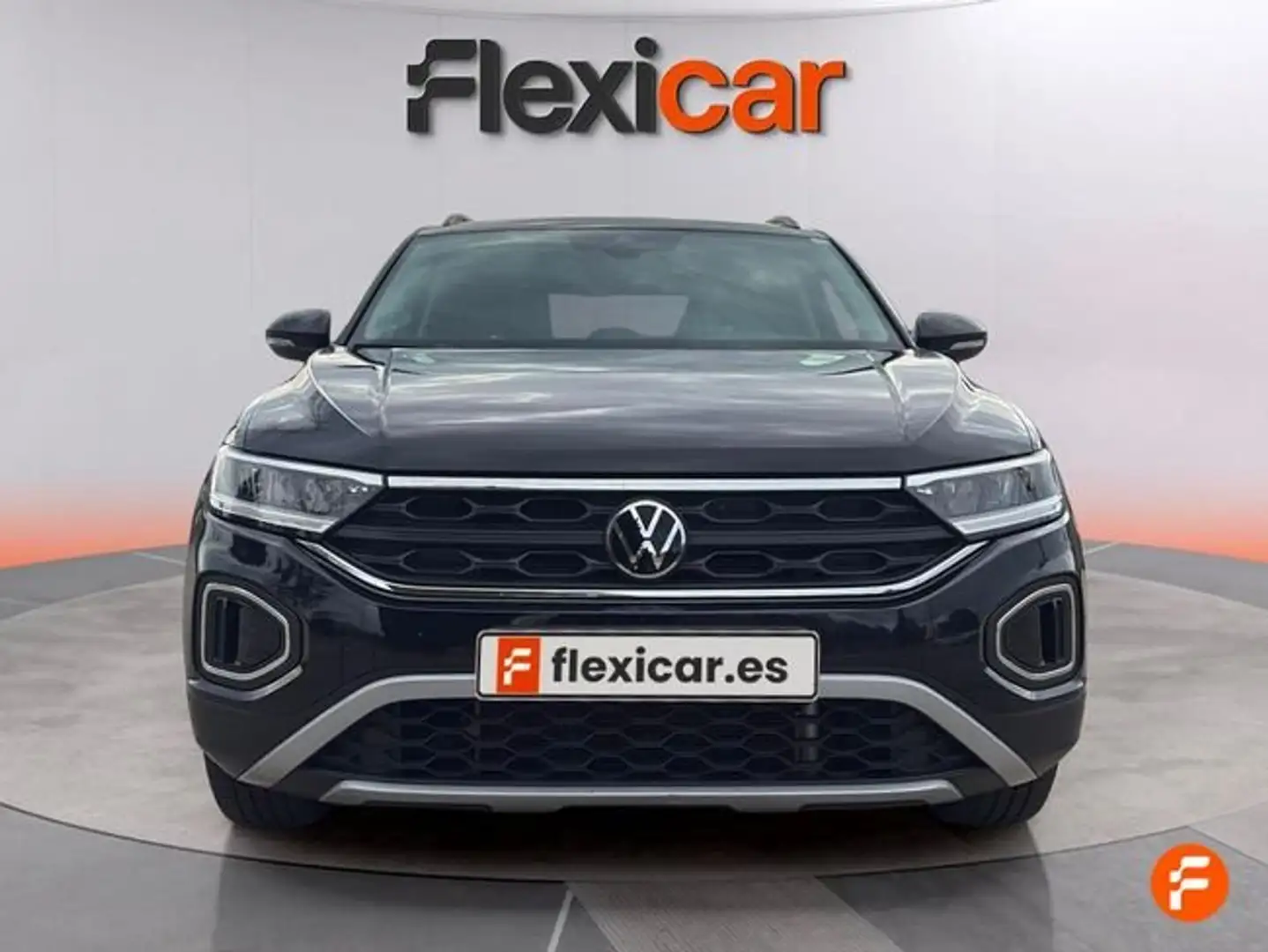 Volkswagen T-Roc 1.5 TSI Life DSG7 110KW Zwart - 2