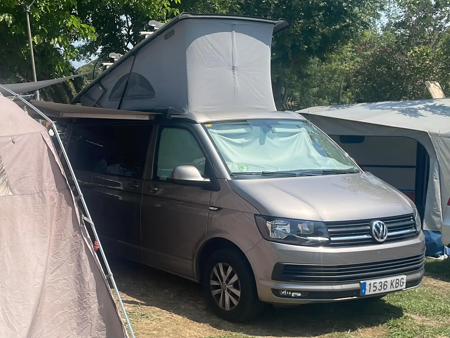 Volkswagen T6 California California 2.0TDI BMT Beach 150kW Beach Gris - 2