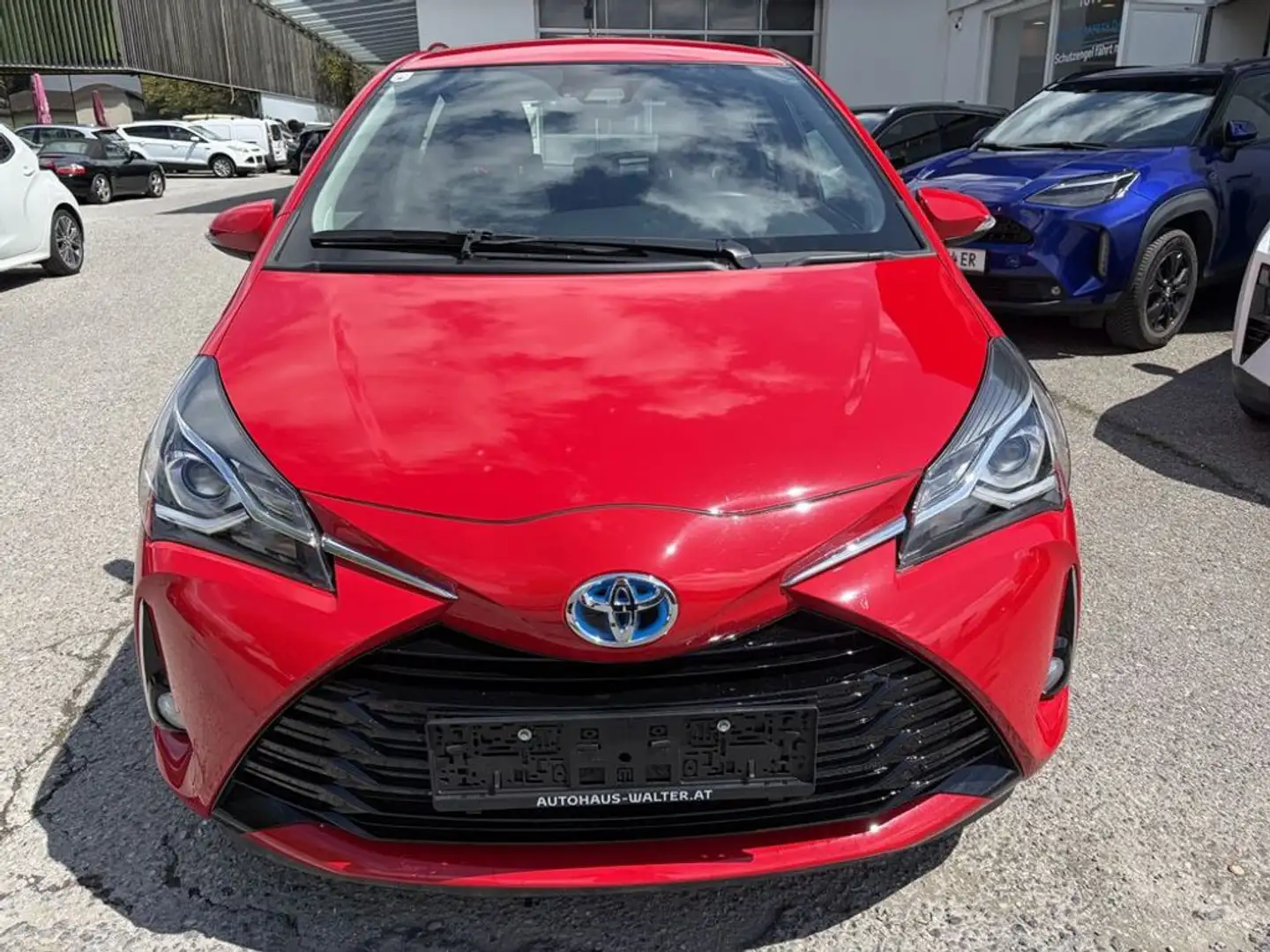 Toyota Yaris 1,5 VVT-i Hybrid Active Rot - 2