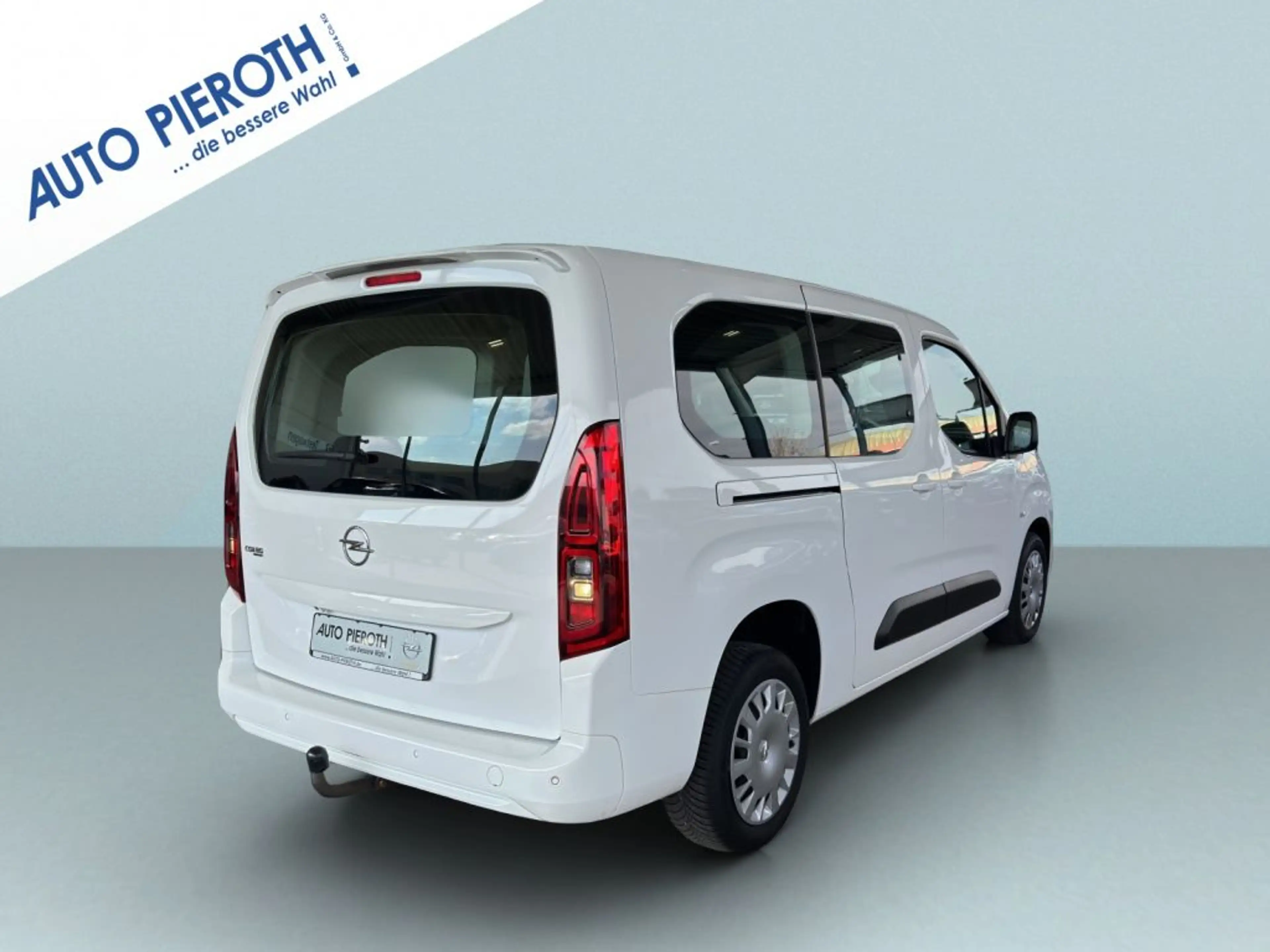 Opel Combo Life XL 1.2 Turbo Start/Stop Automatik Edition — photo 3