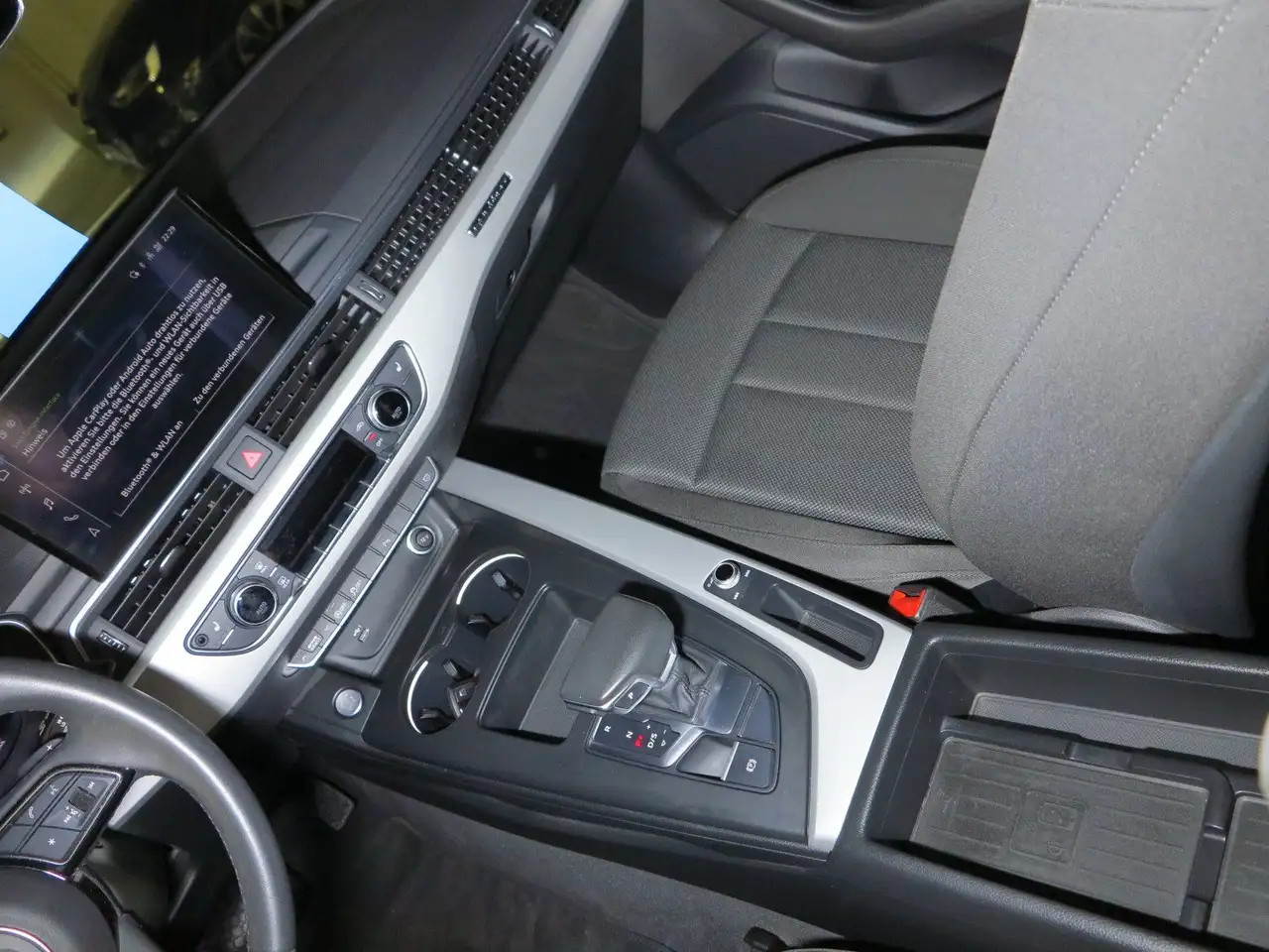 Audi A4 40 TDI 2.0 SCR quattro S tronic advanced AHK, миниатюра 19