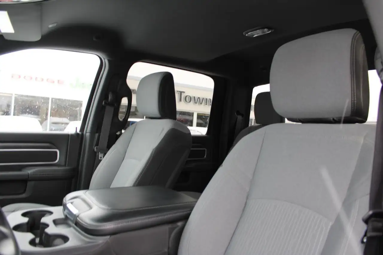 RAM 3500 снимка RAM 3500