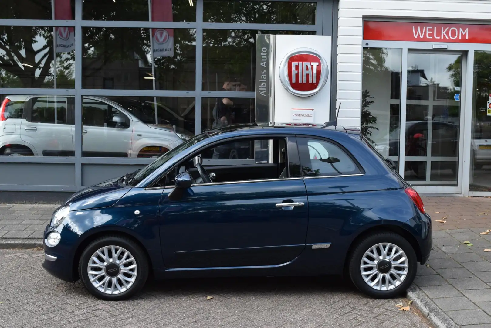 Fiat 500 80pk Lounge|Nav|Carplay|Clima|Cruise|PDC|Pano Blauw - 2