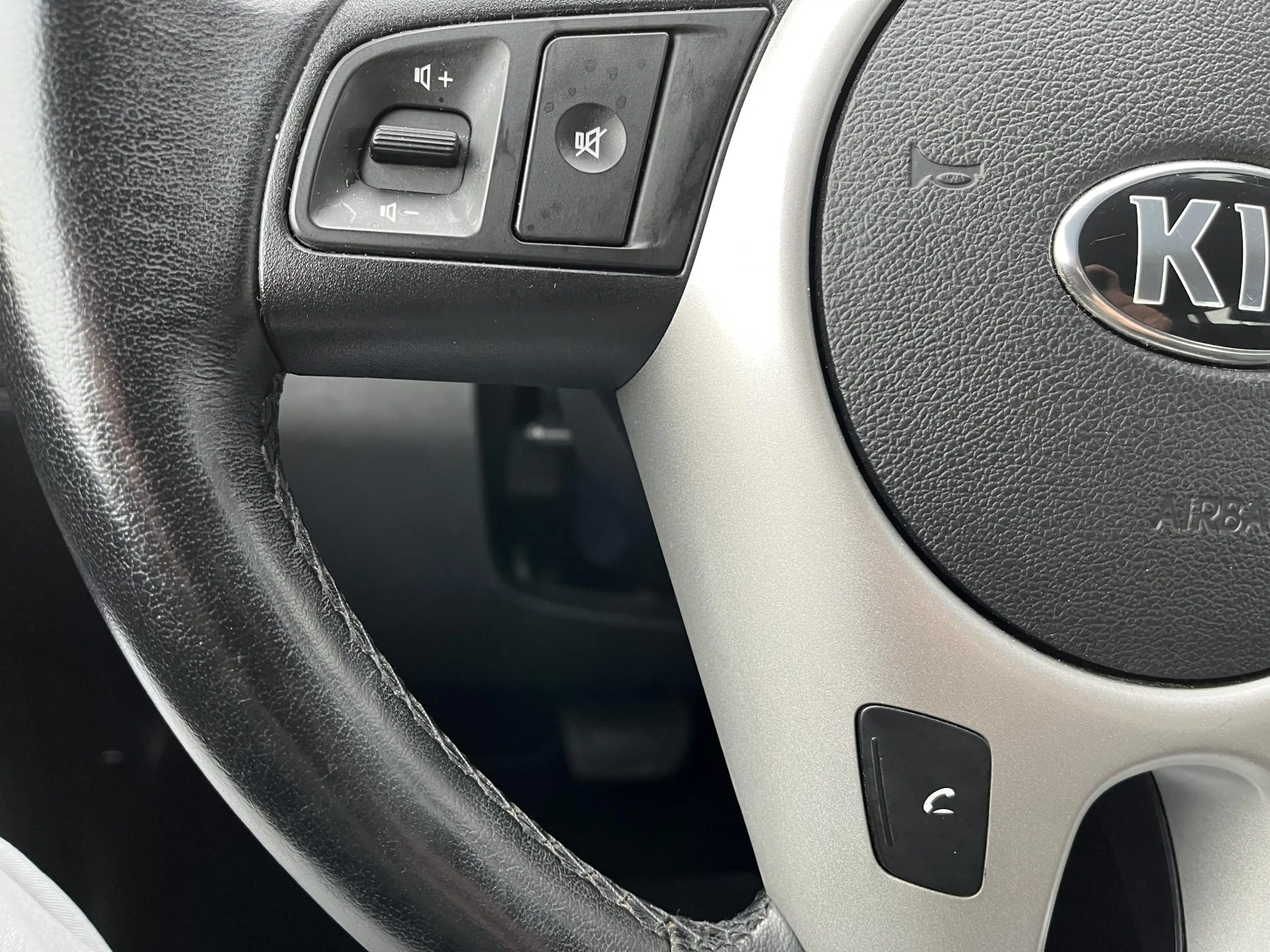 Kia Venga 1.6 CVVT DynamicPLusLine | Cruise controle, Climat — photo 12