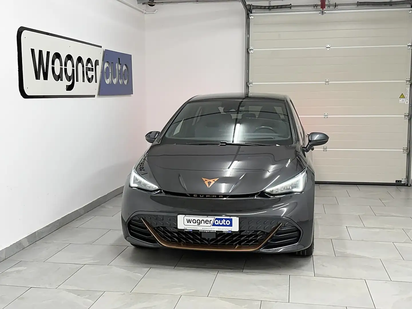 CUPRA Born 58kWh. LED/ACC/Navi/HeadUp/Pano/Beats Sound/RFK... Grau - 1