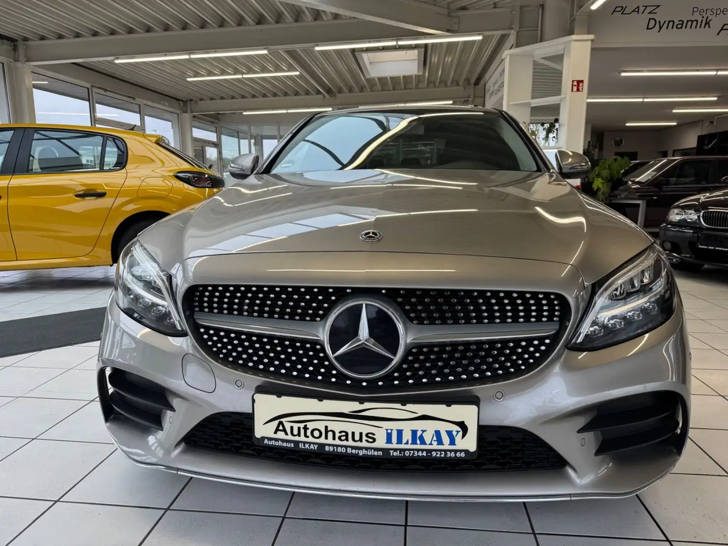 Mercedes-Benz C 300 Lim. C 300,AMG-Paket,Navi,Pdc,Teilleder Stříbrná - 2