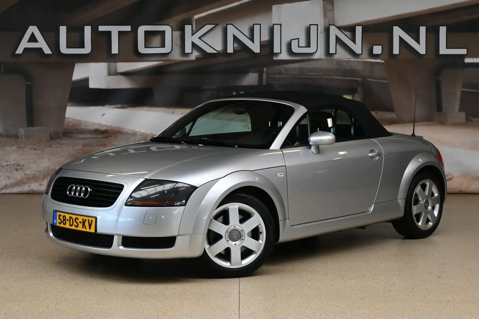 Audi TT Roadster 1.8 5V Turbo 180pk | NL-auto | Leder | Xe Gris - 2