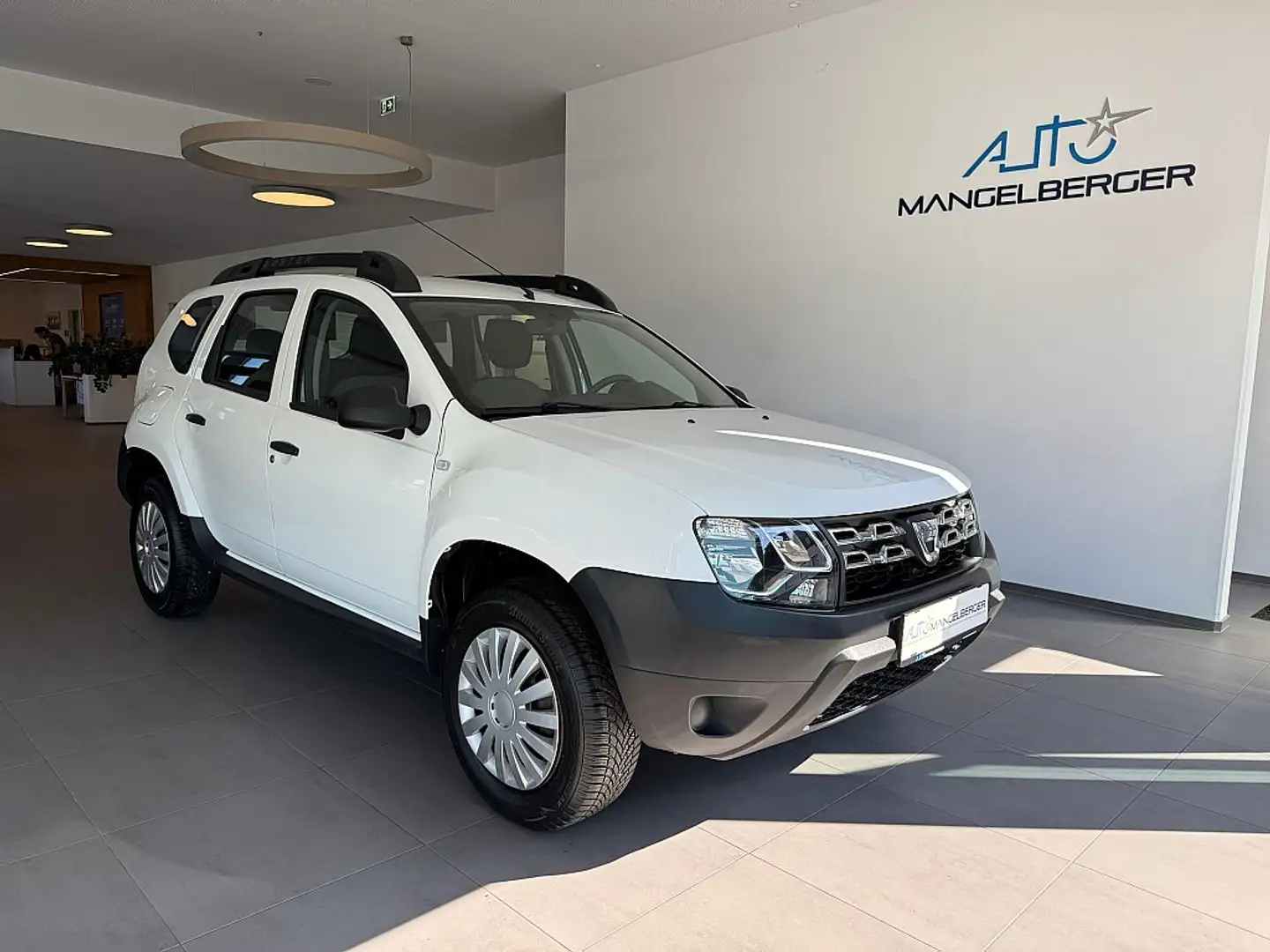 Dacia Duster 1,6 16V 105 Ambiance Weiß - 1