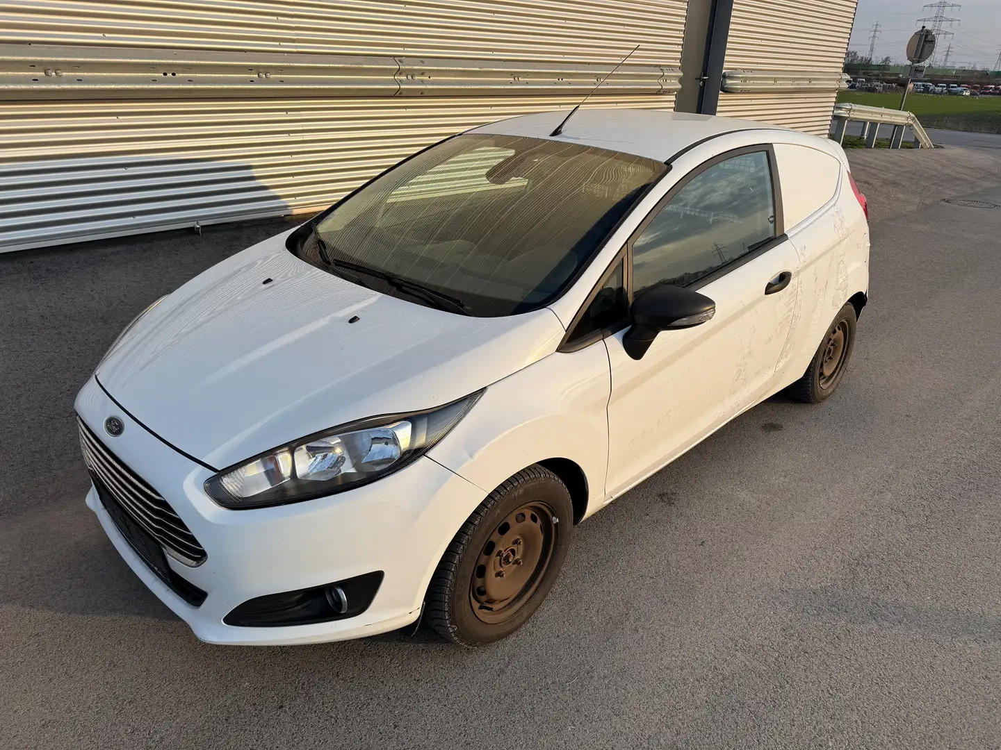 Ford Fiesta Van 1,5 TDCi Basis ID:104 Weiß - 1