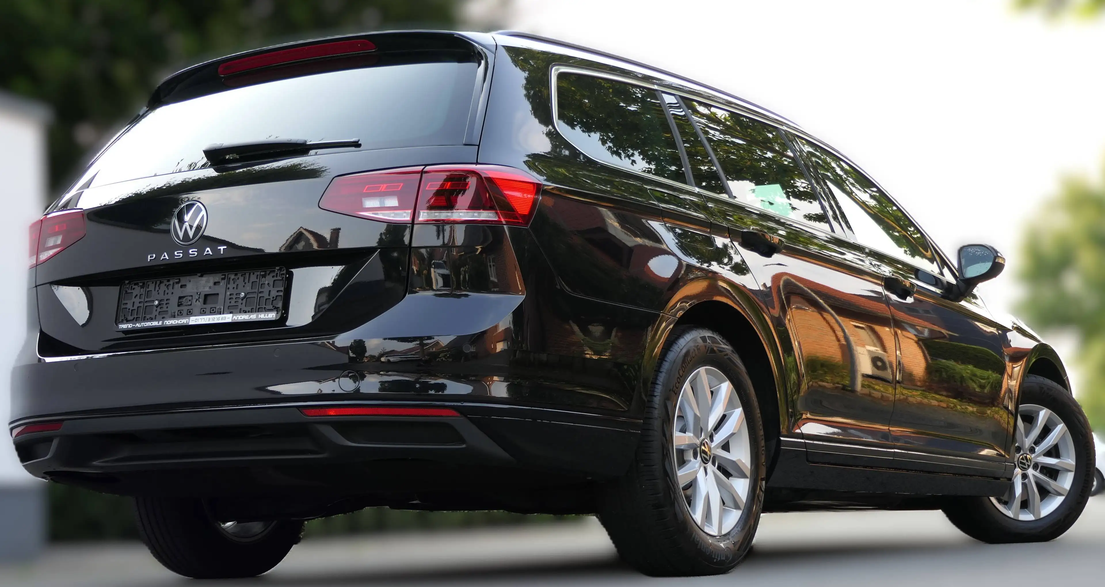 Volkswagen Passat Variant VW-PASSAT+VARIANT+TDI+DSG+NAVI+ALU+E-SITZE+LED+AHK+ACC+RFK+TRAVEL-ASSIST — photo 3