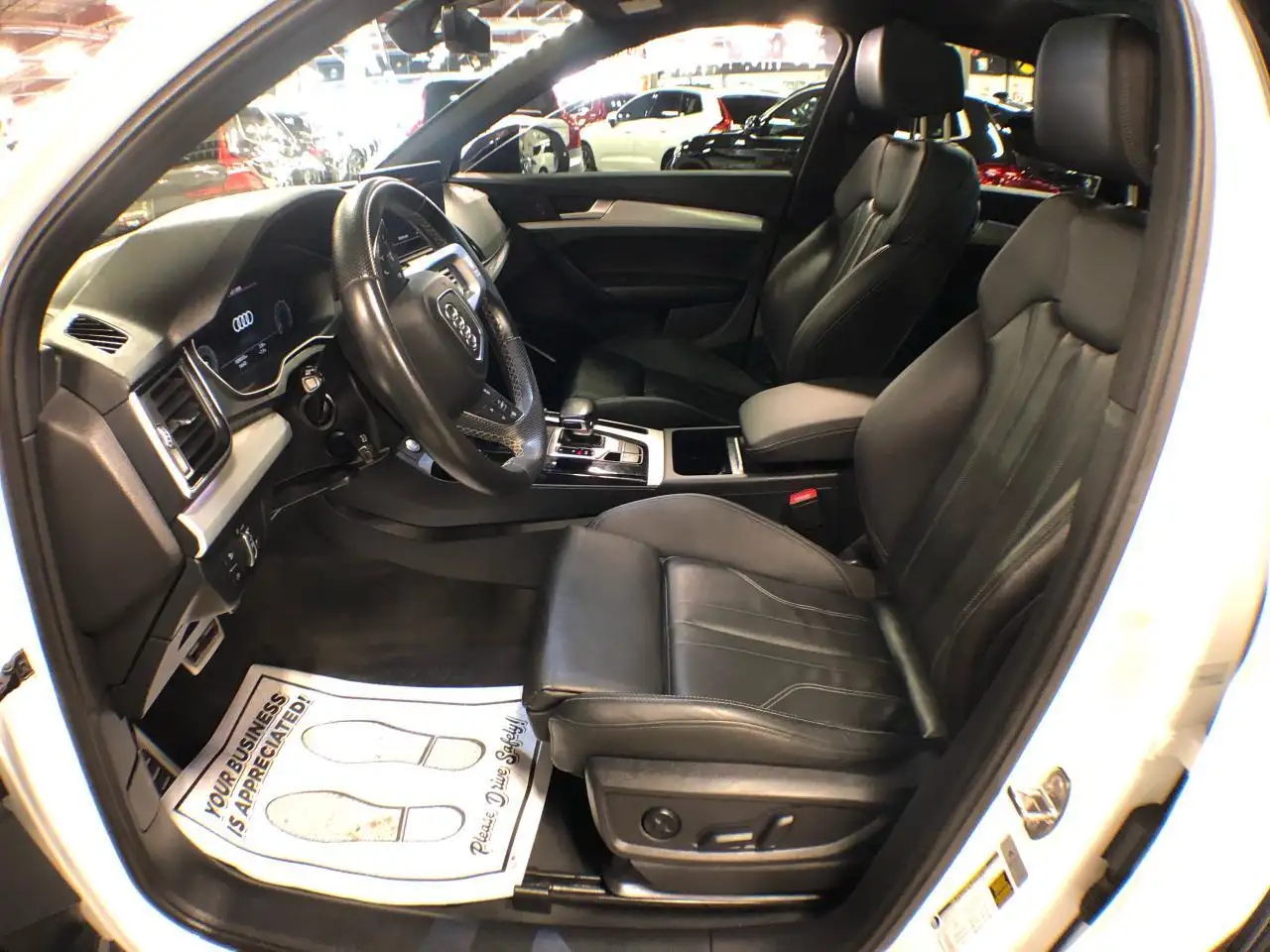 Audi Q5 снимка Audi Q5