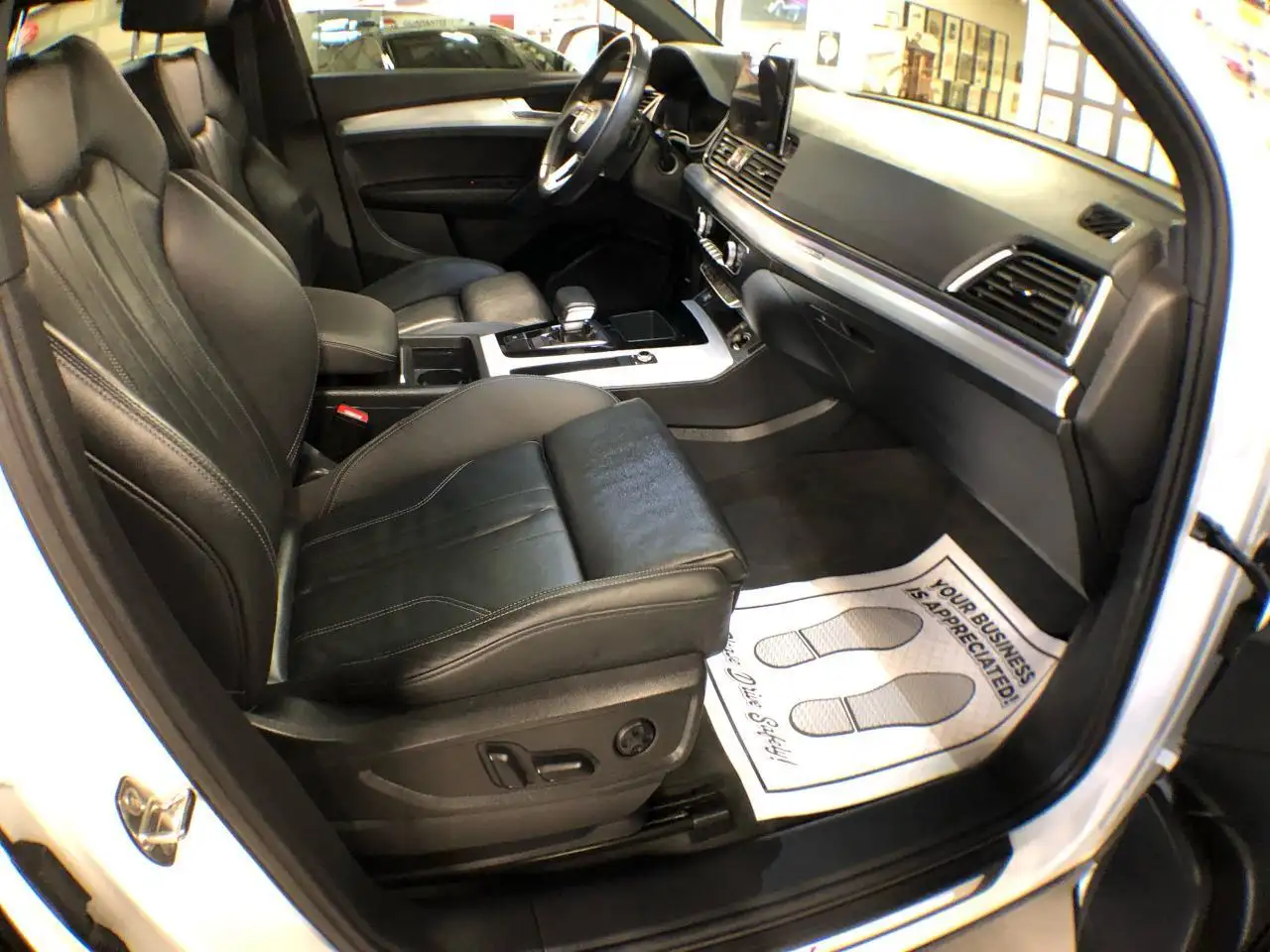 Audi Q5 снимка Audi Q5