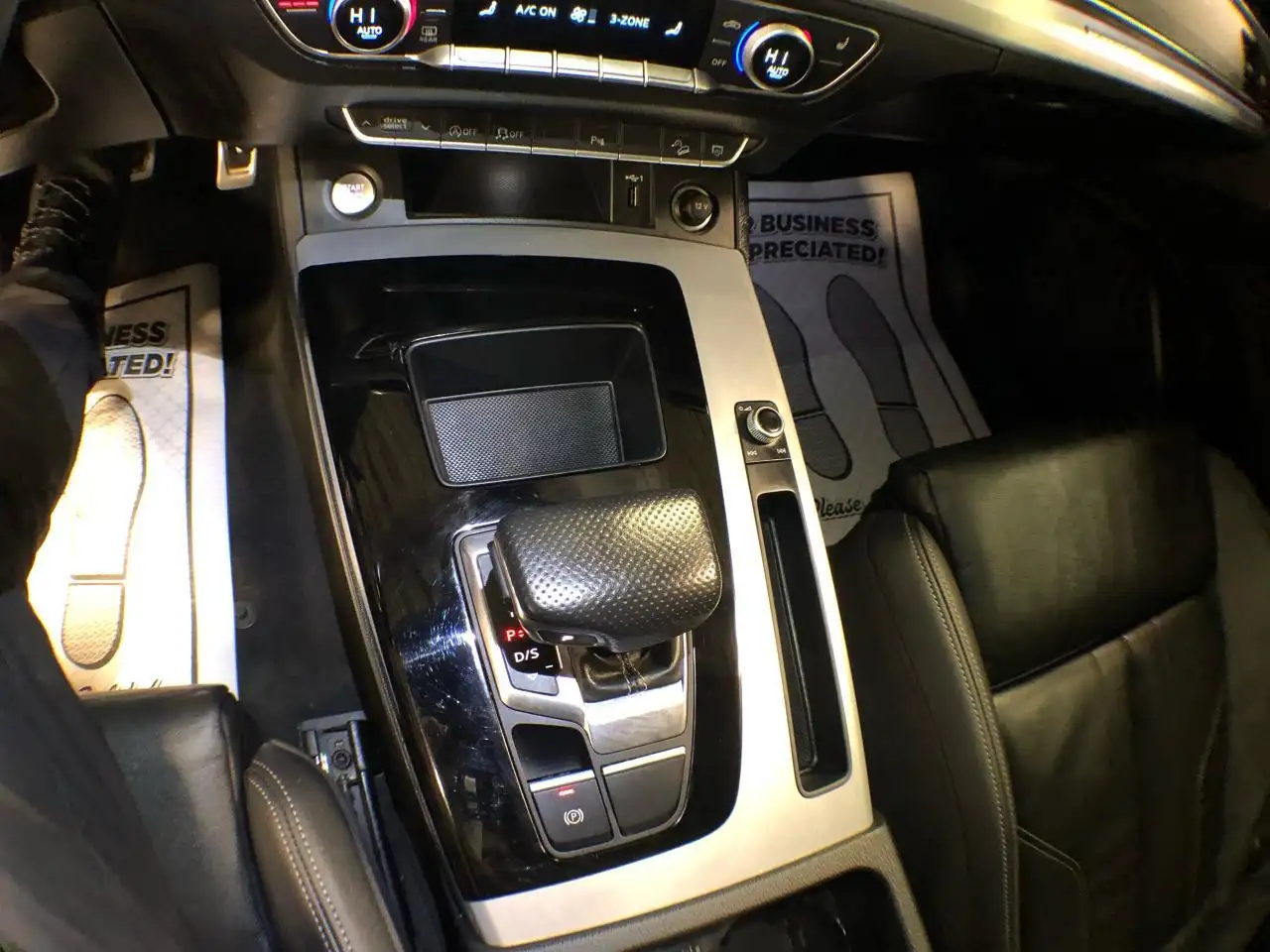 Audi Q5 снимка Audi Q5