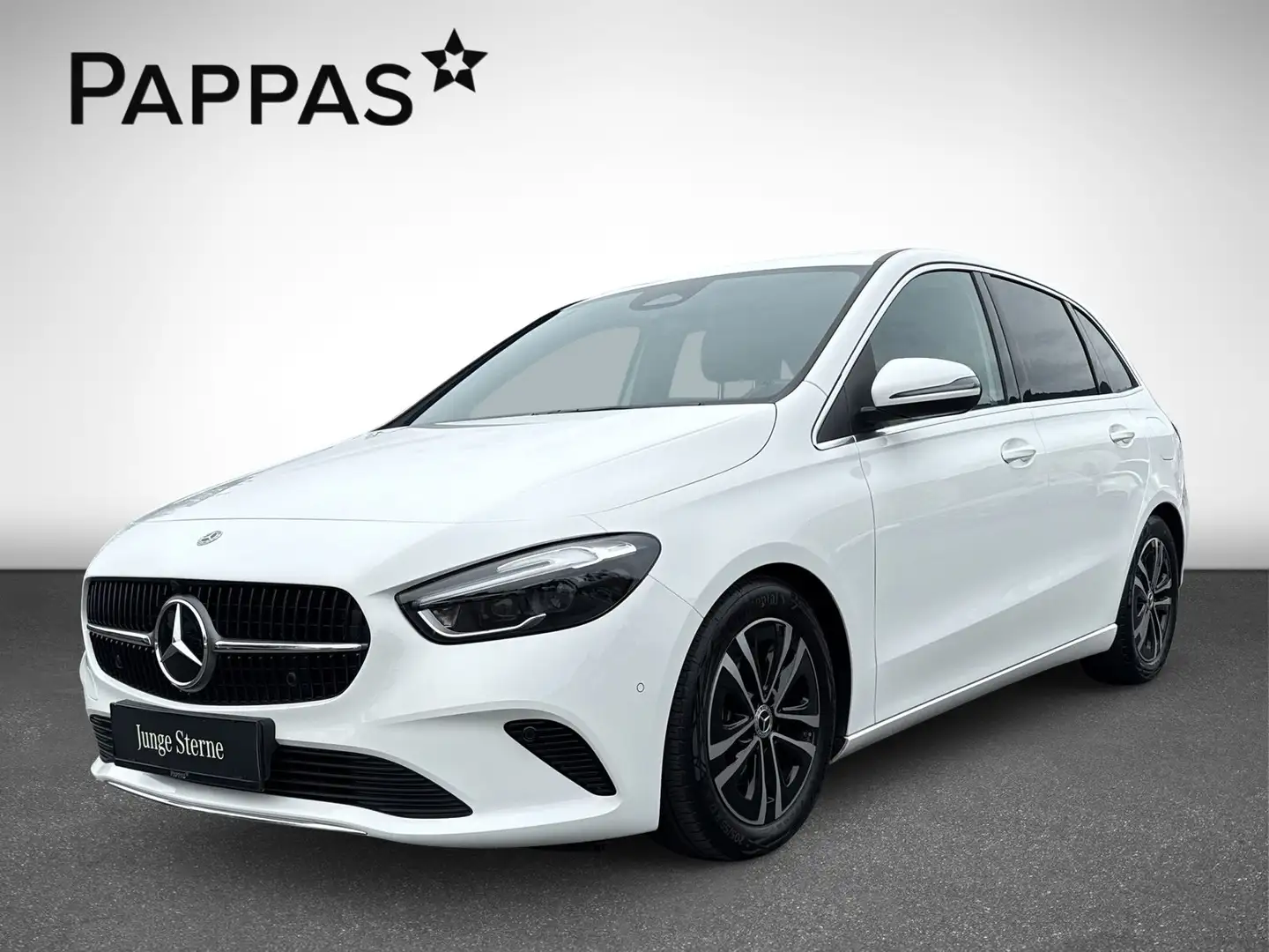 Mercedes-Benz B 180 d Österreich-Edition Cam PTS Navi AUT Wide Weiß - 2