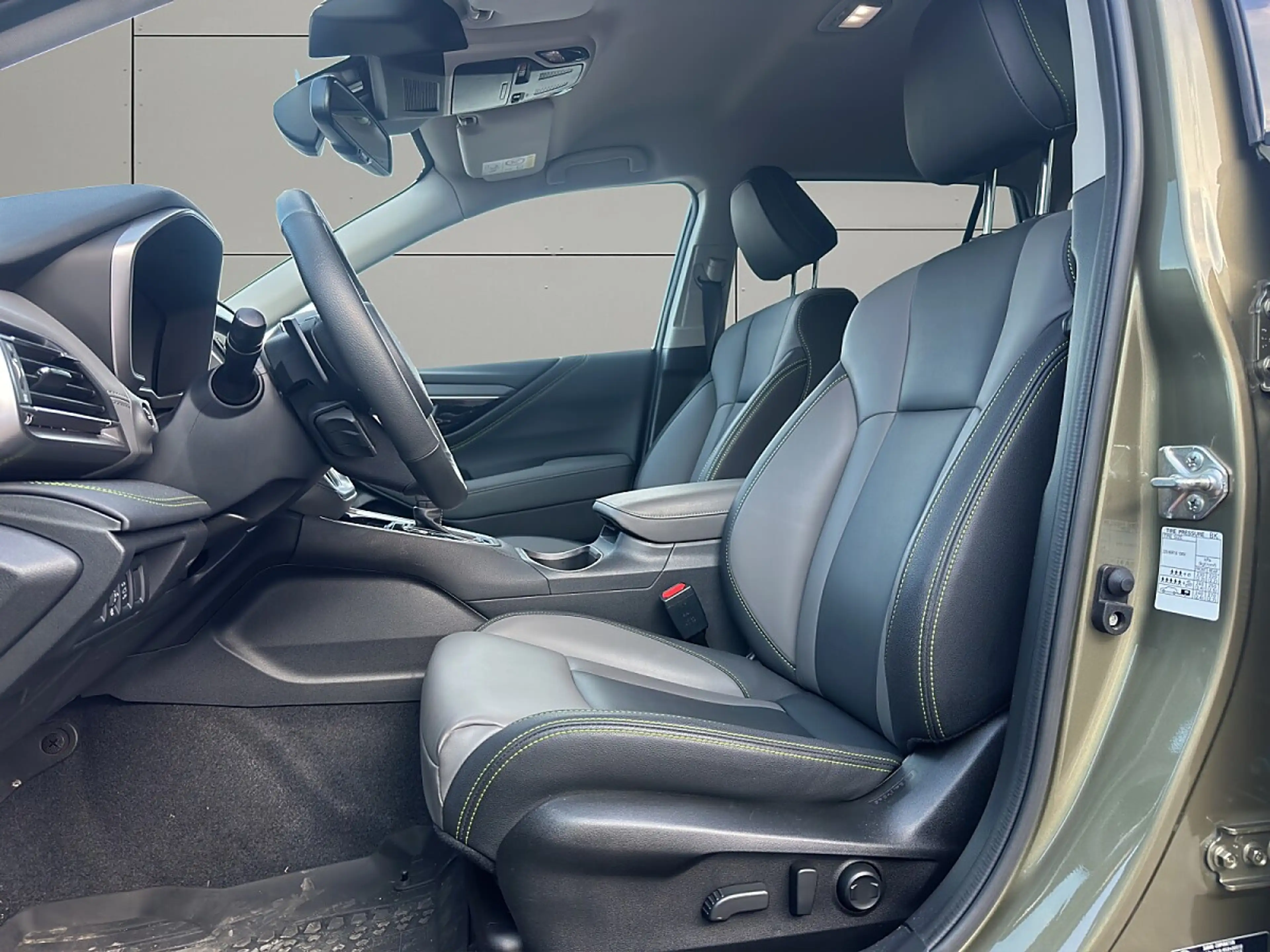 Subaru OUTBACK Outback 2,5i Adventure AWD CVT — photo 8