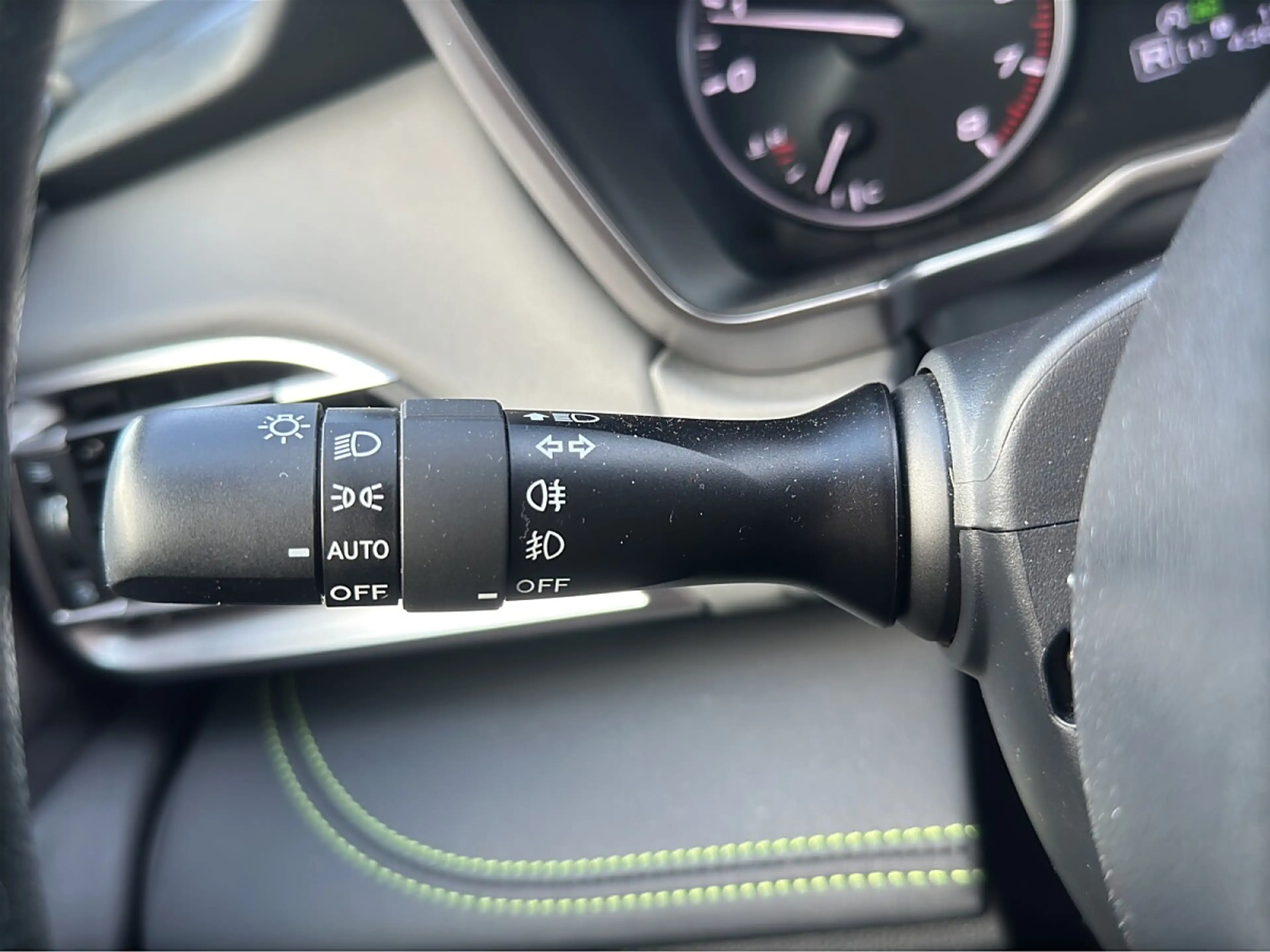 Subaru OUTBACK Outback 2,5i Adventure AWD CVT — photo 13